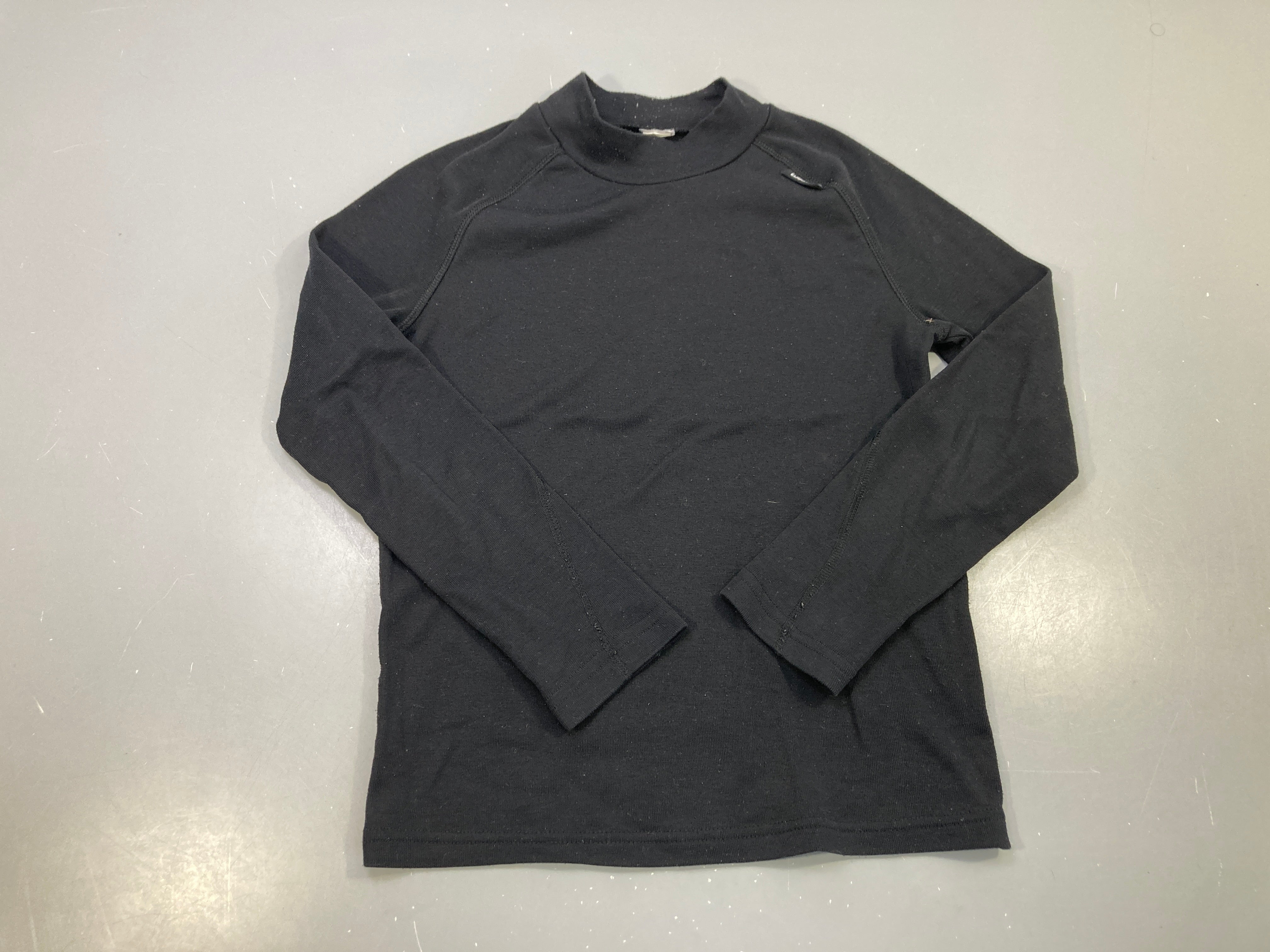 Sous-vêtment thermique t-shirt m.l col montant noir wedze, bouloché