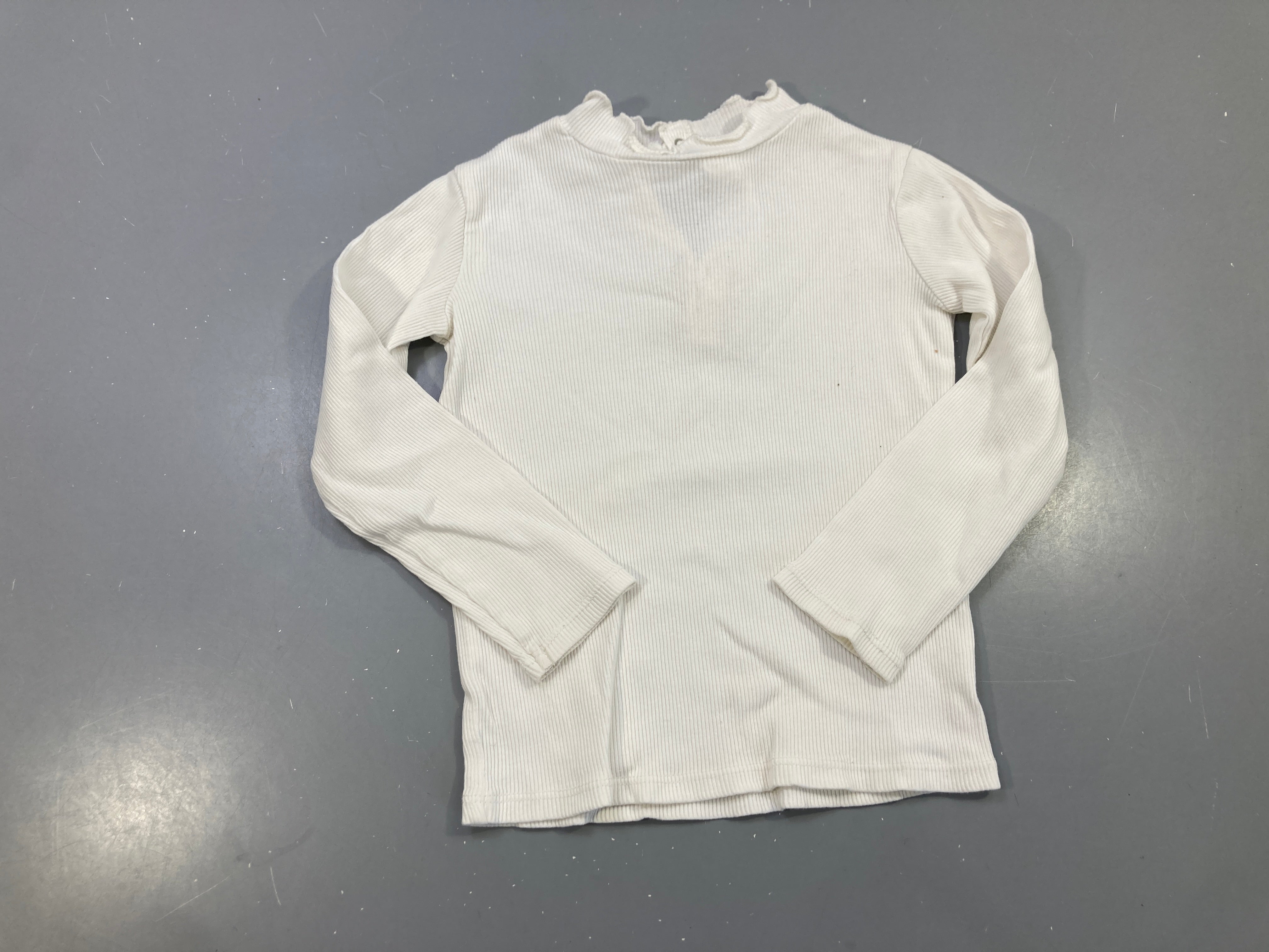 T-shirt m.l col montant écru côtelé, col volanté
