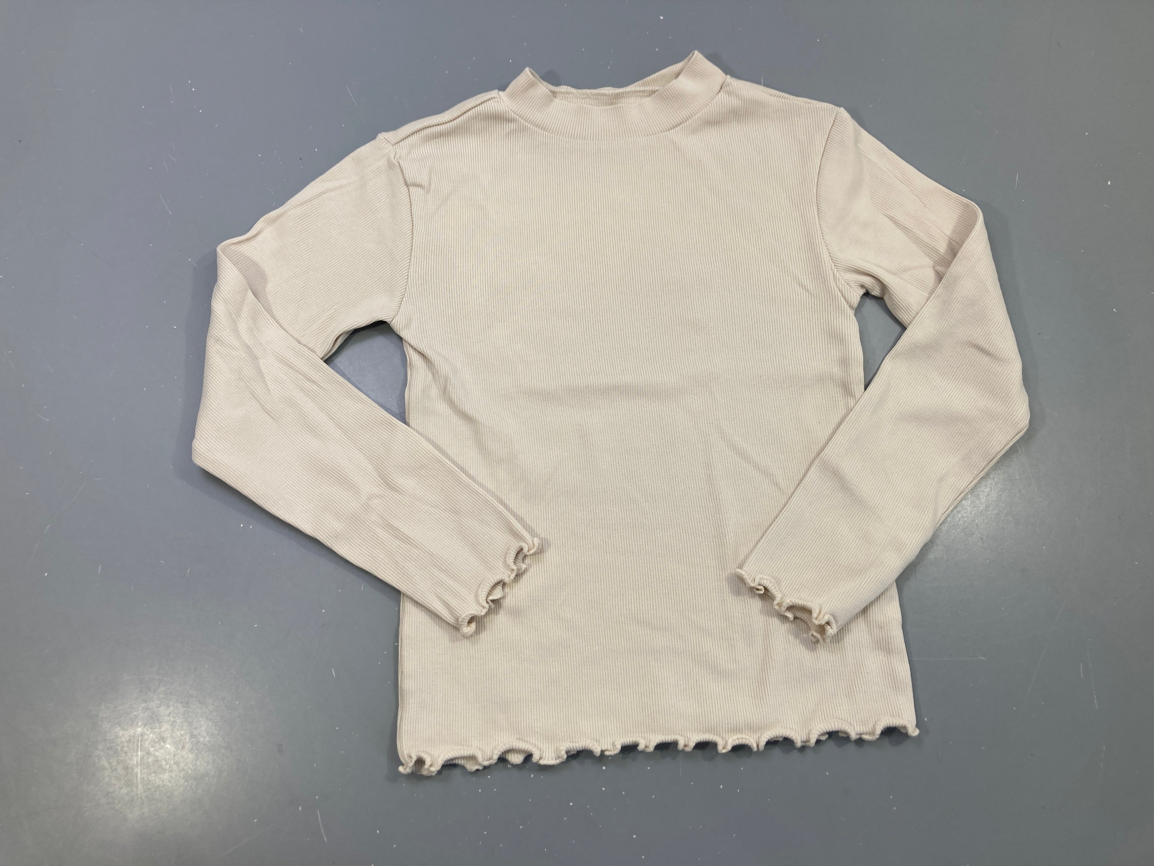 T-shirt m.l col montant écru côtelé, bords ondulés