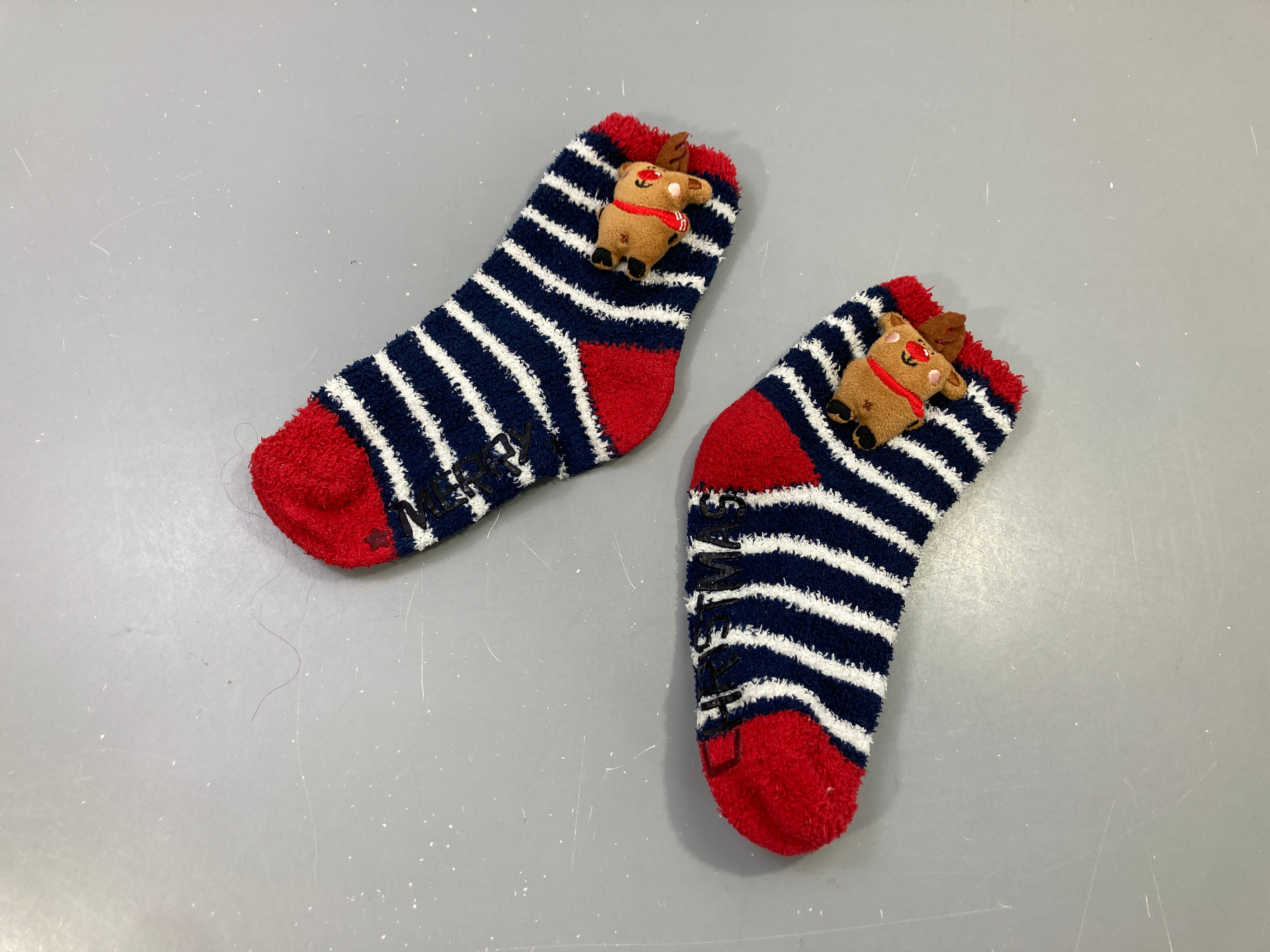 Chaussettes hiver rayées bleu marine blanc rouge renne 3D « Merrayé Christmas », antidérapantes