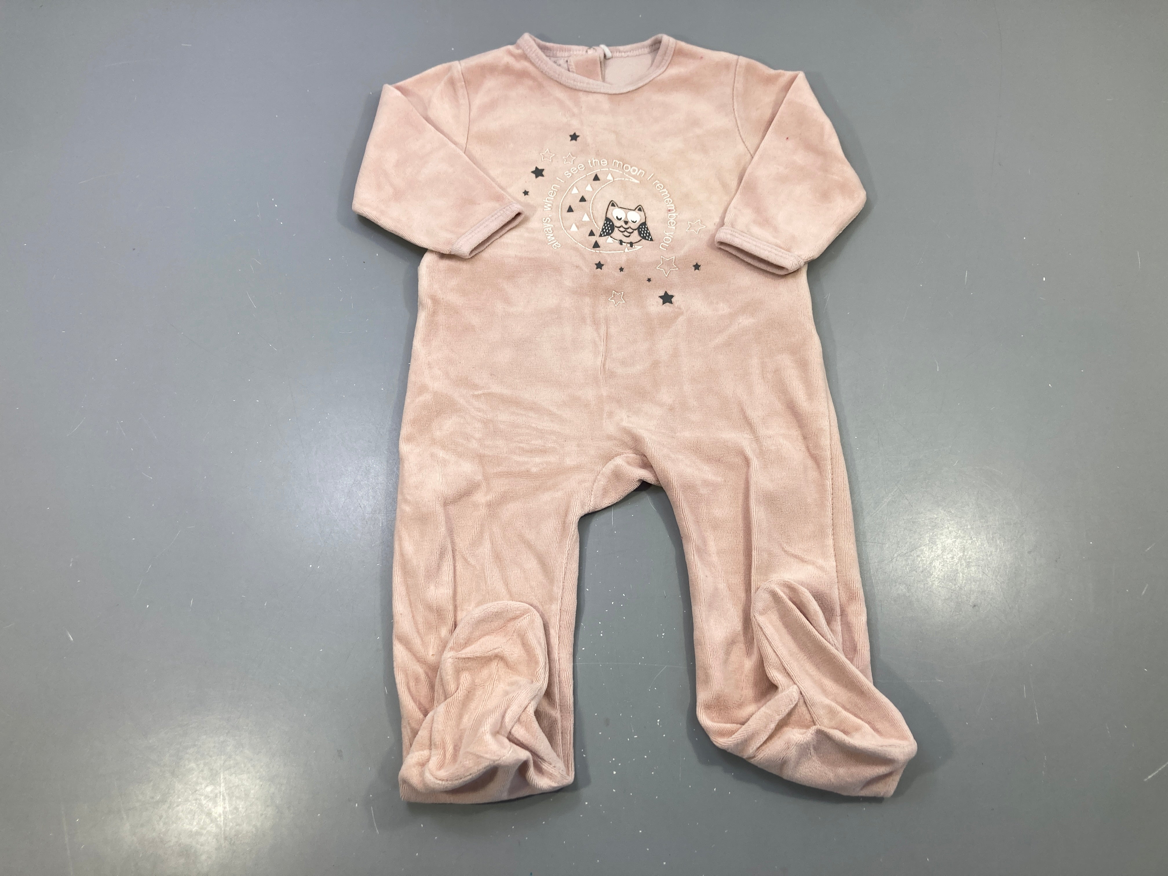 Pyjama velours rose poudré hibou et lune, étoiles