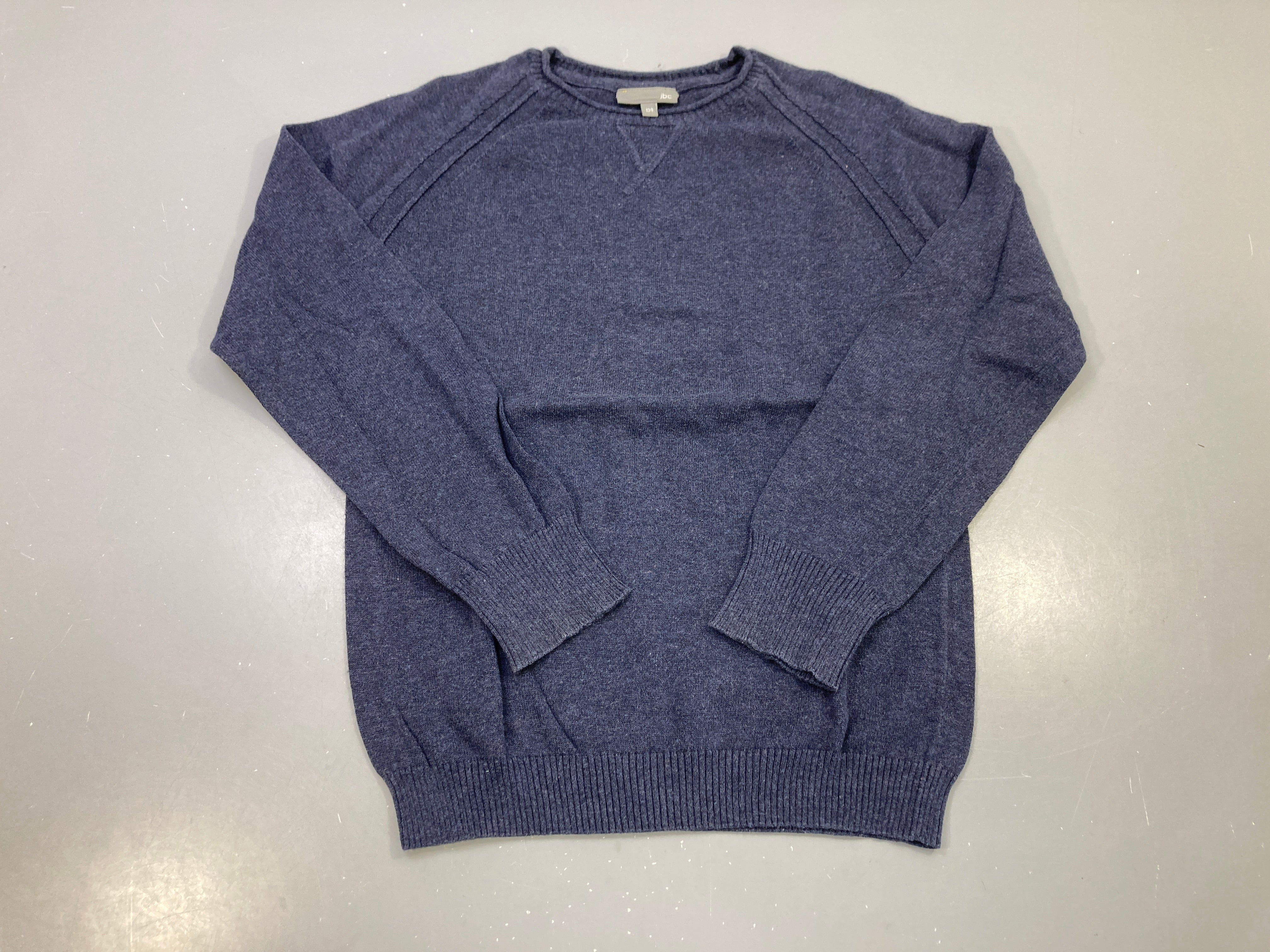Pull bleu marine chiné manches raglan