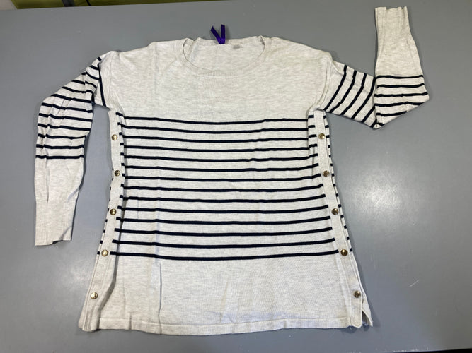 Pull gris chiné rayé noir, s'ouvre sur les côtés pour l'allaitement, moins cher chez Petit Kiwi