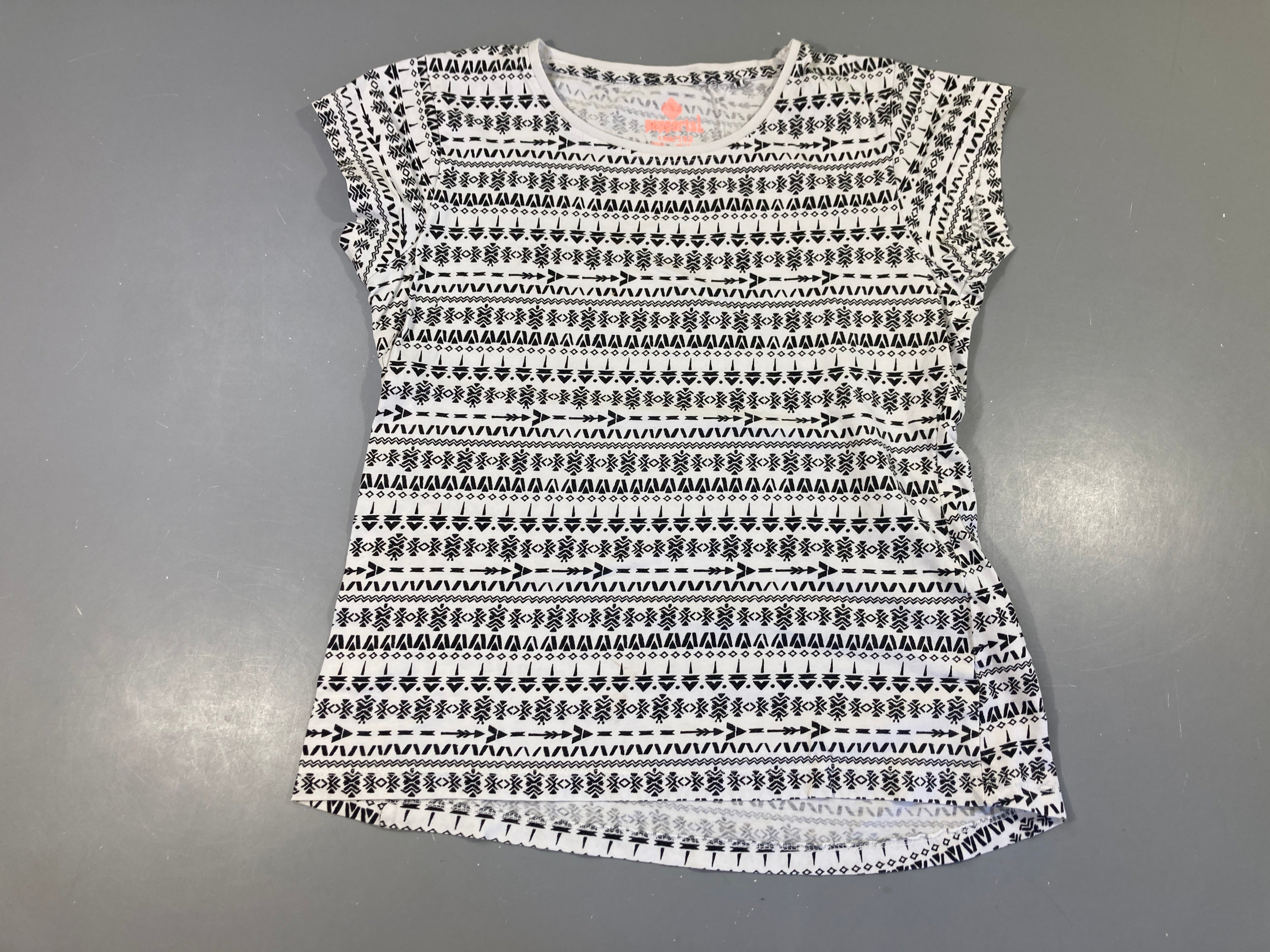 T-shirt m.c blanc motifs noirs