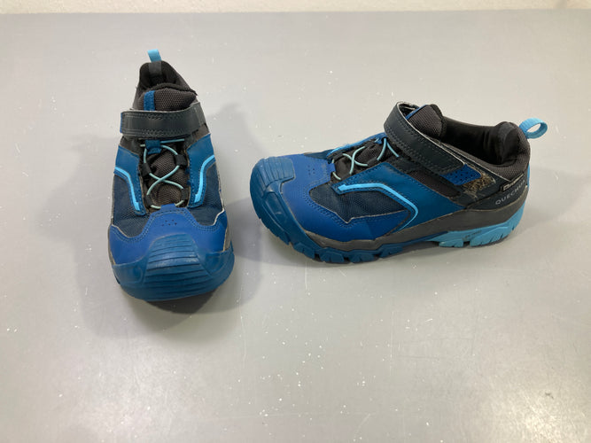 Chaussures randonnée bleues imperméables, scratch et lacets élastiques, Quechua, moins cher chez Petit Kiwi