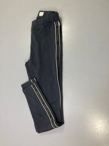 Legging jersey noir, bandes latérales logo noires et blanches, moins cher chez Petit Kiwi