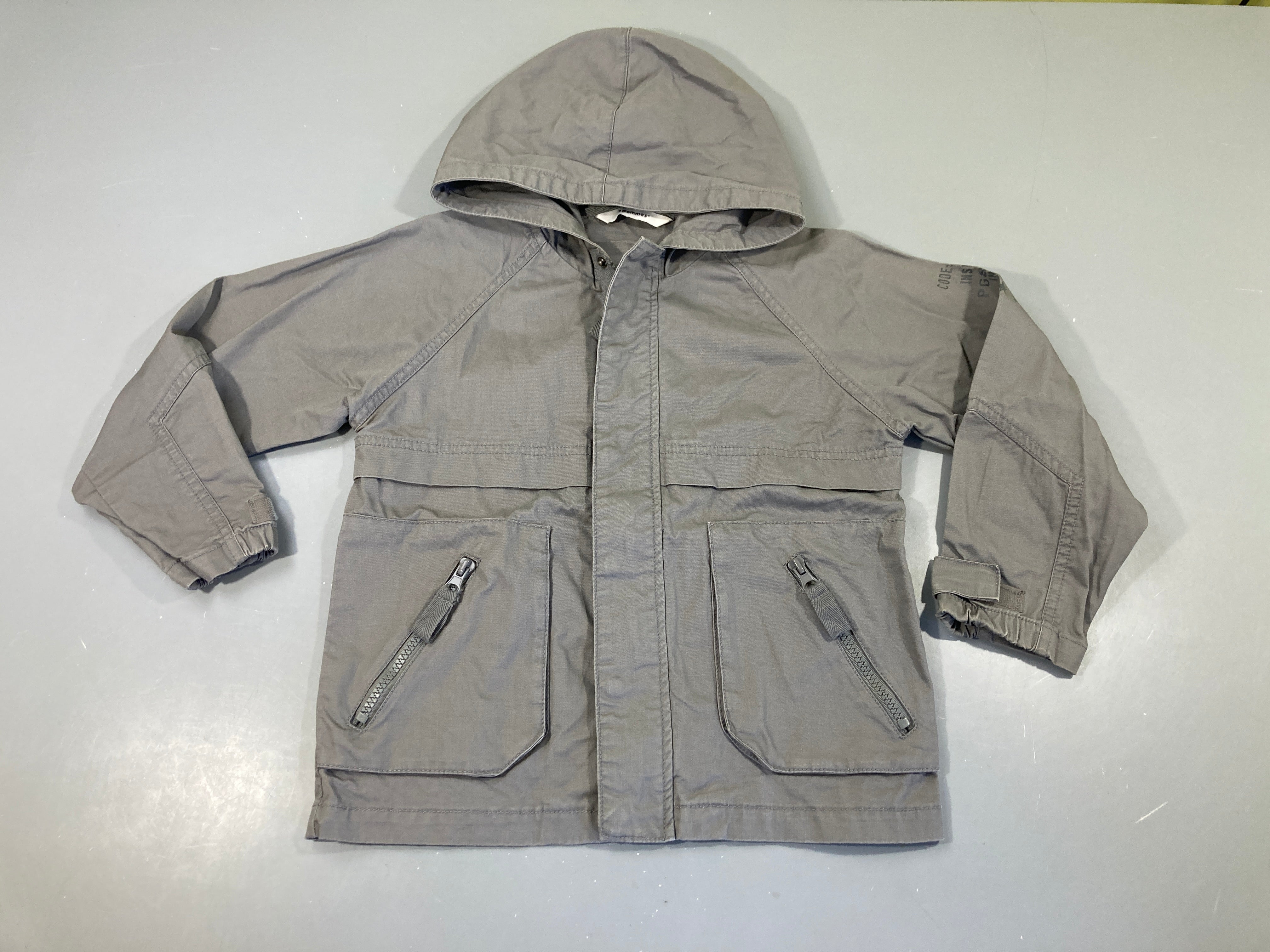 Veste à capuche grise