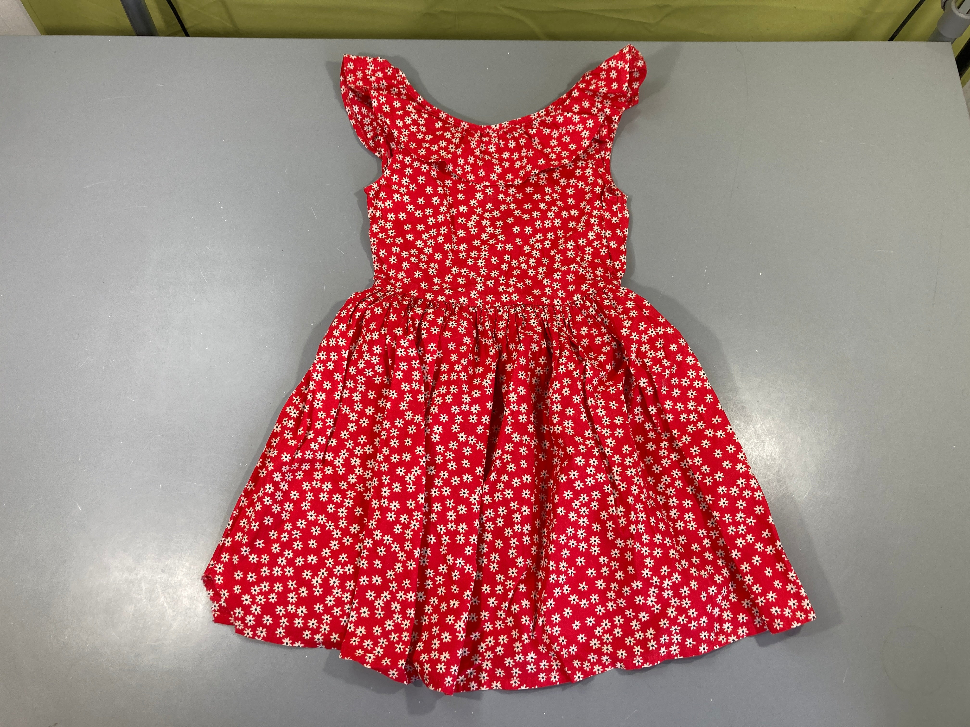 Robe s.m rouge fleurie col