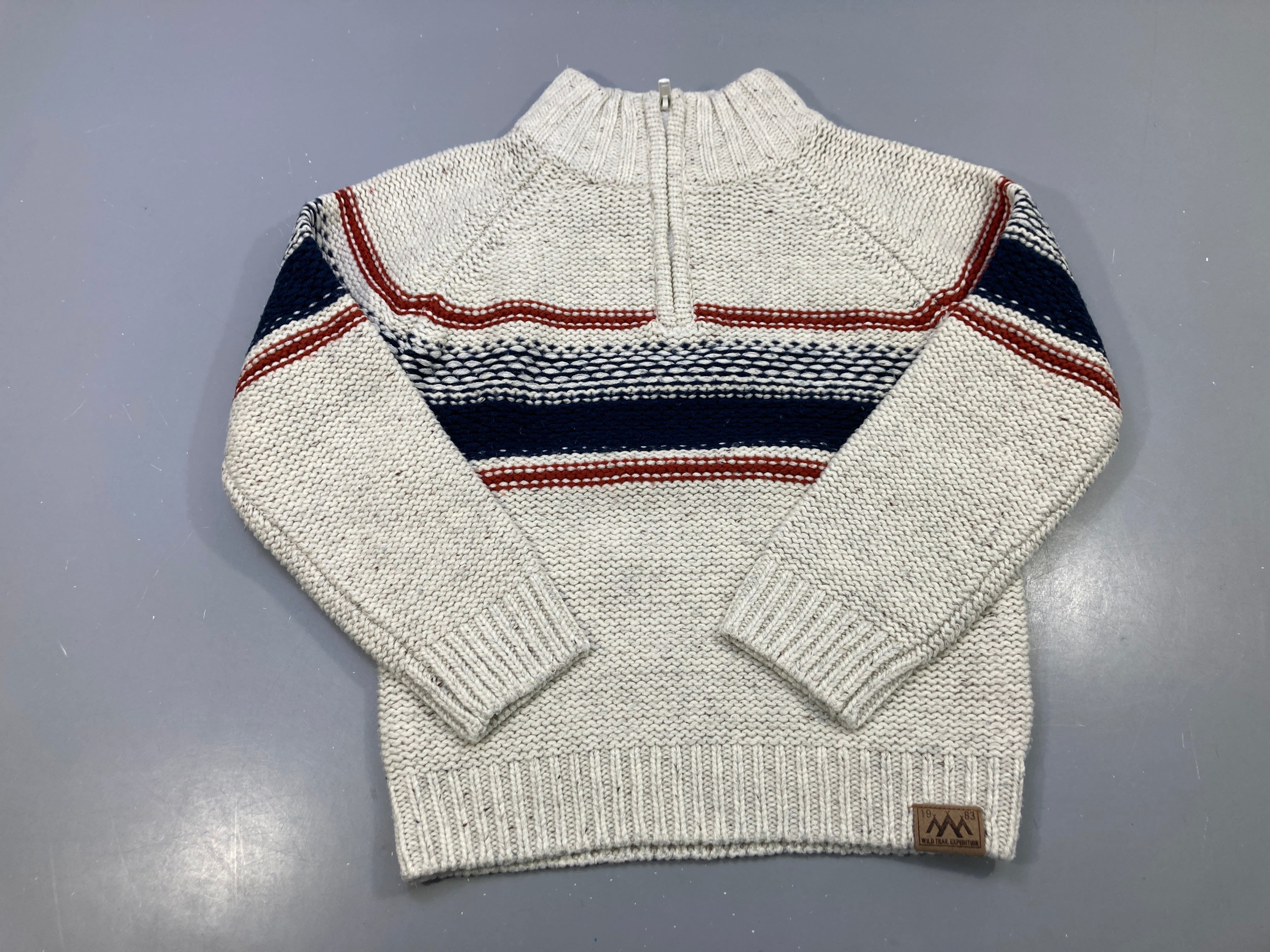 Pull écru chiné col camionneur zippé, rayures bleu marine et rouille
