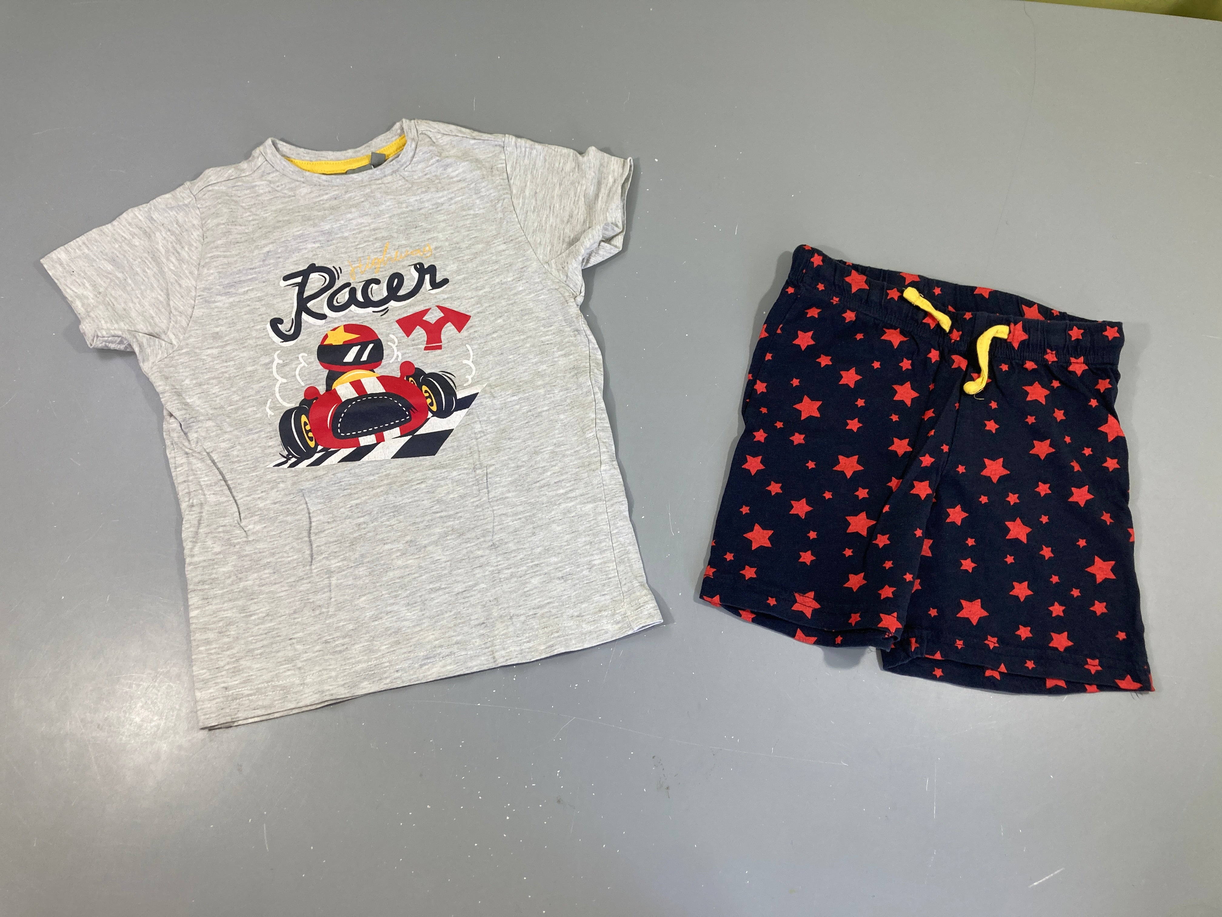 Pyjashort 2pcs jersey gris chiné Racer short bleu foncé étoiles rouges