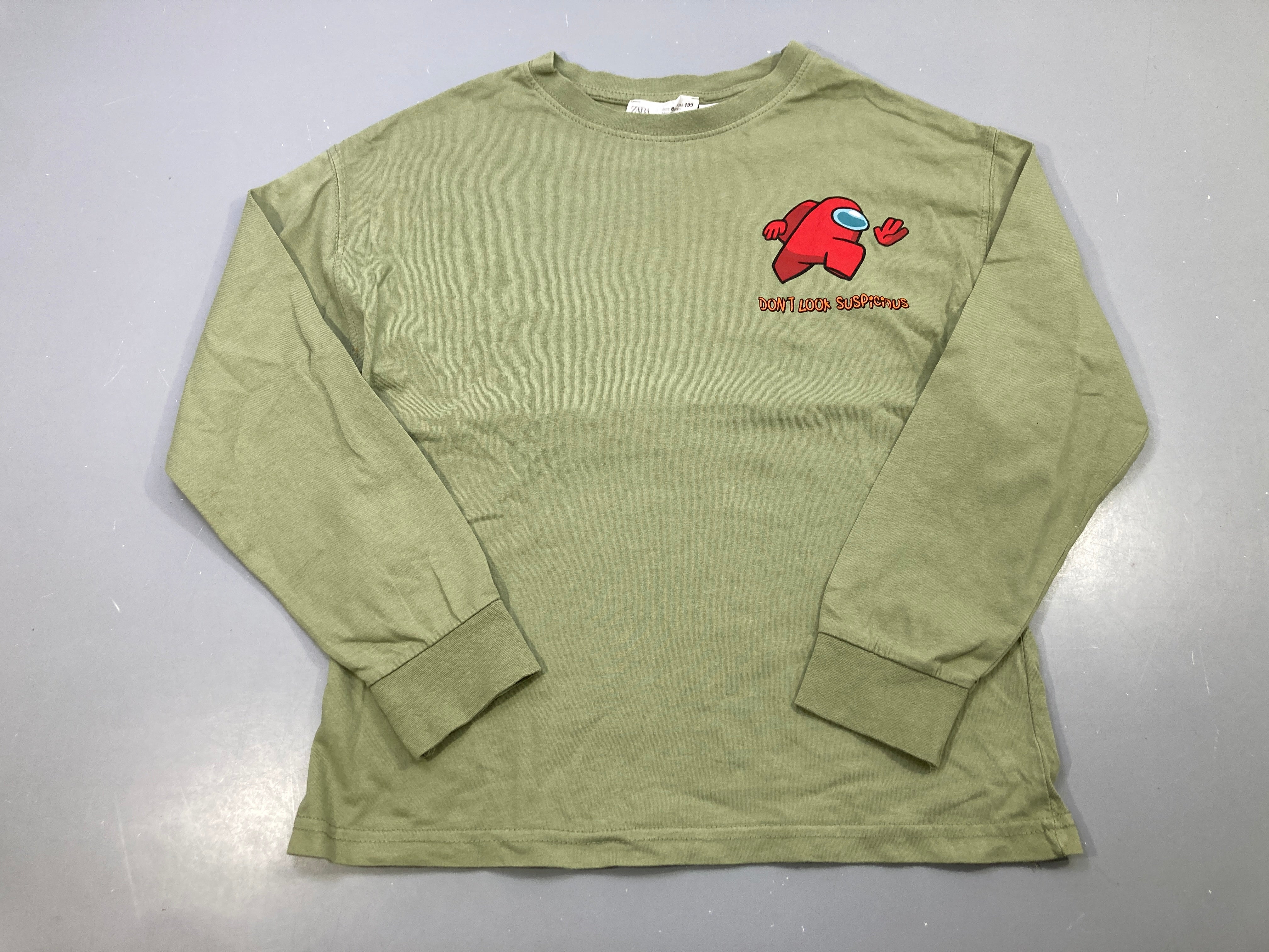 T-shirt m.l vert kaki imprimé Among Us devant et dos