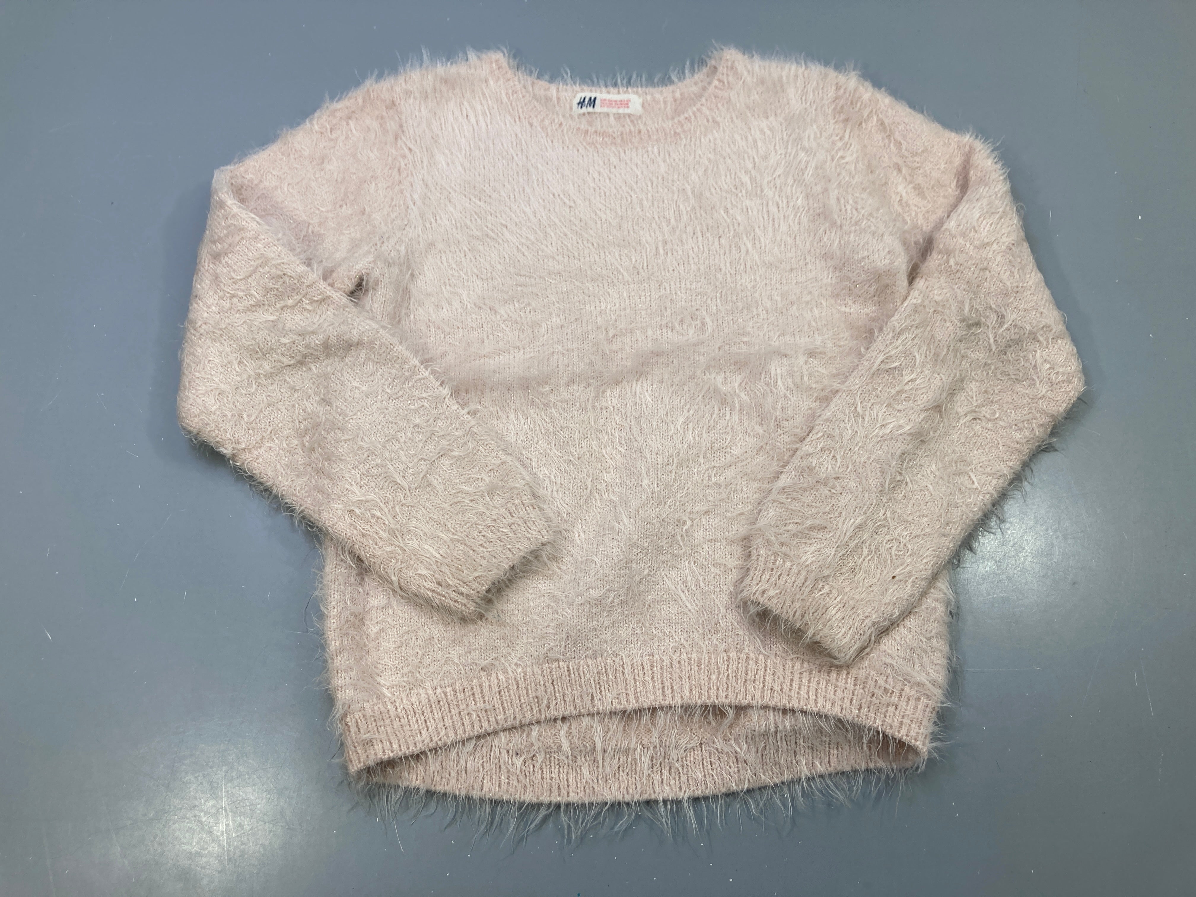 Pull duveteux rose pâle