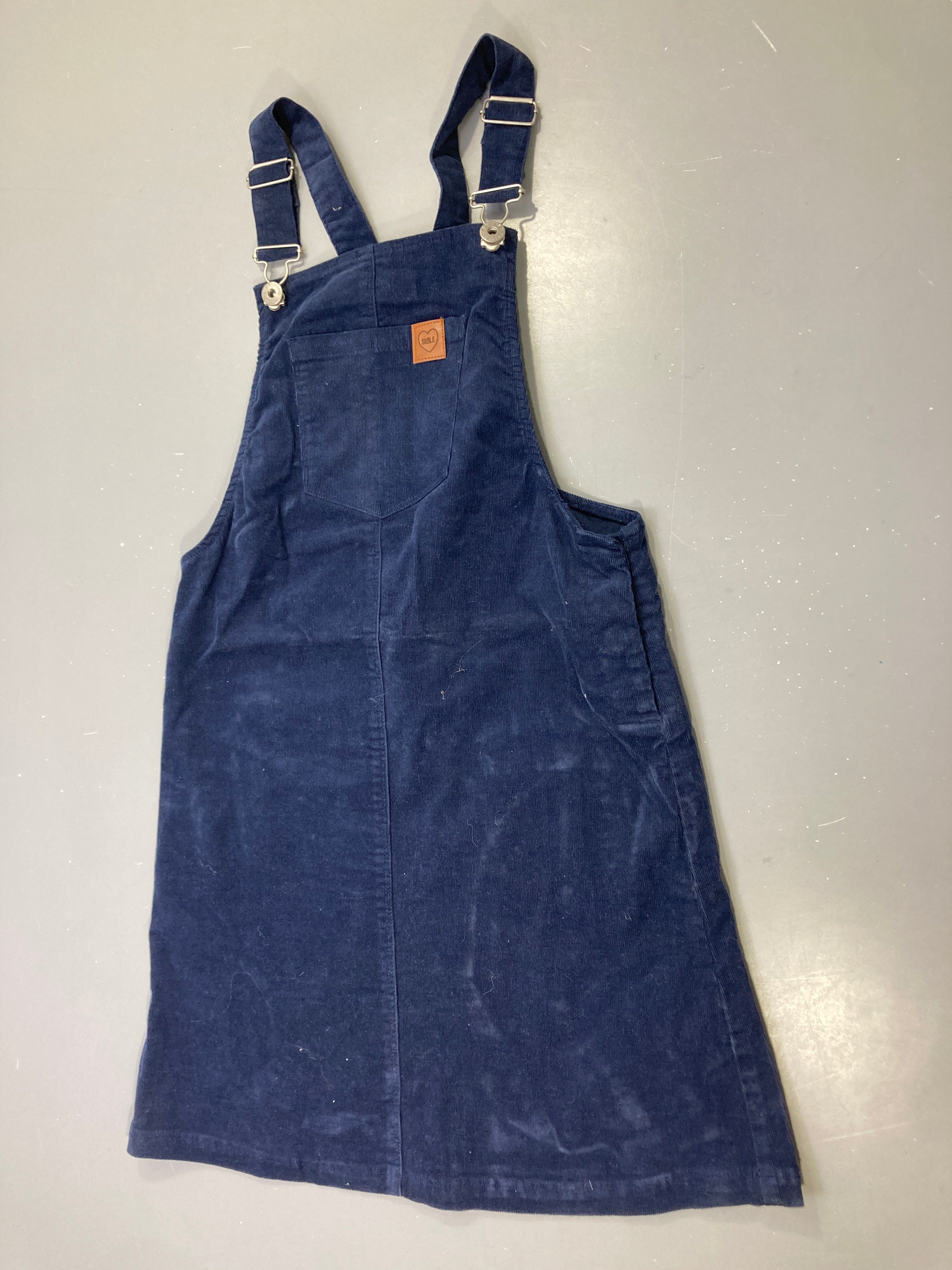 Robe s.m bleu marine velours côtelé, style salopette, poche