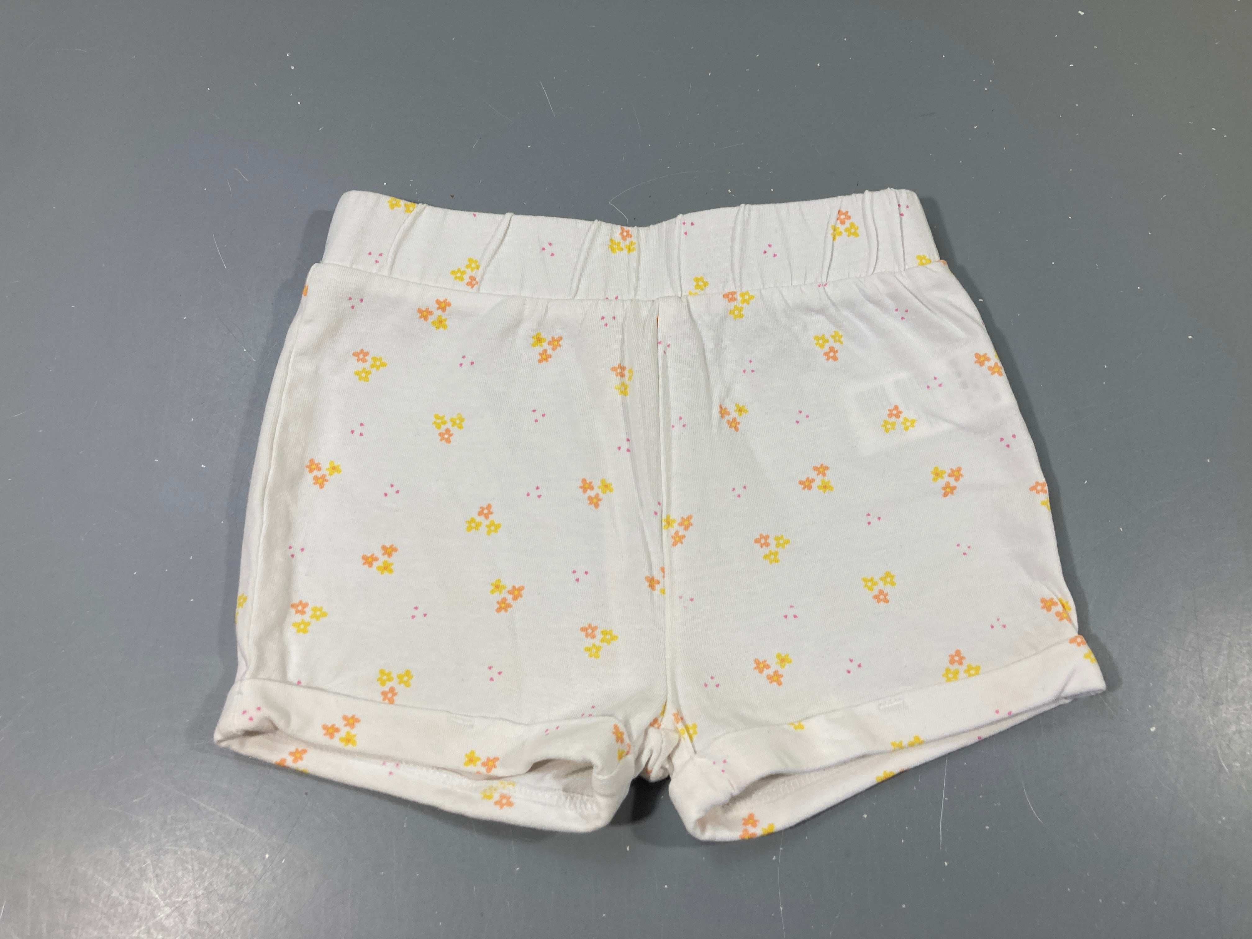 Short à revers  jersey blanc fleuri jaune