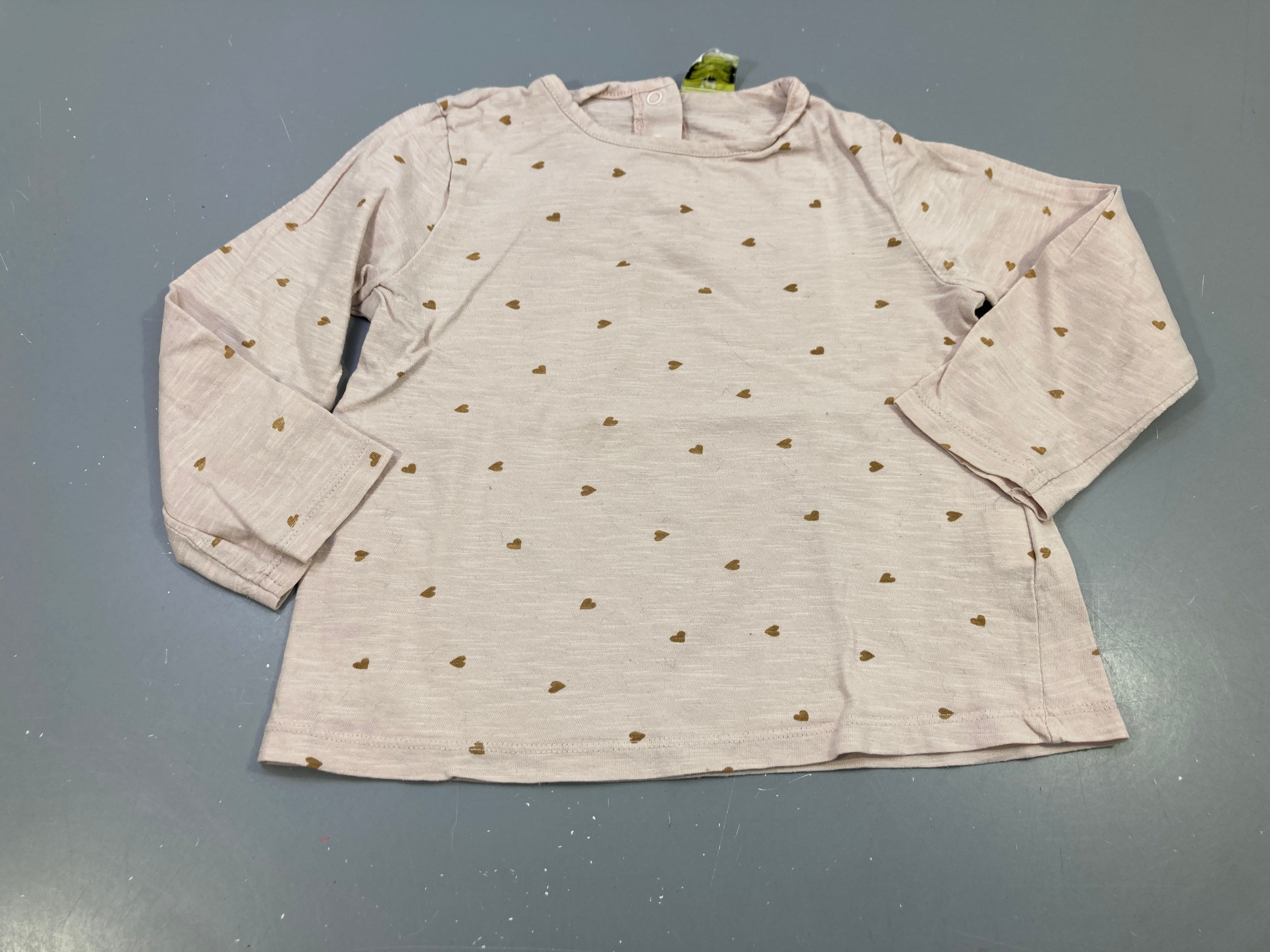 T-shirt m.l rose très pâle flammé , coeurs dorés