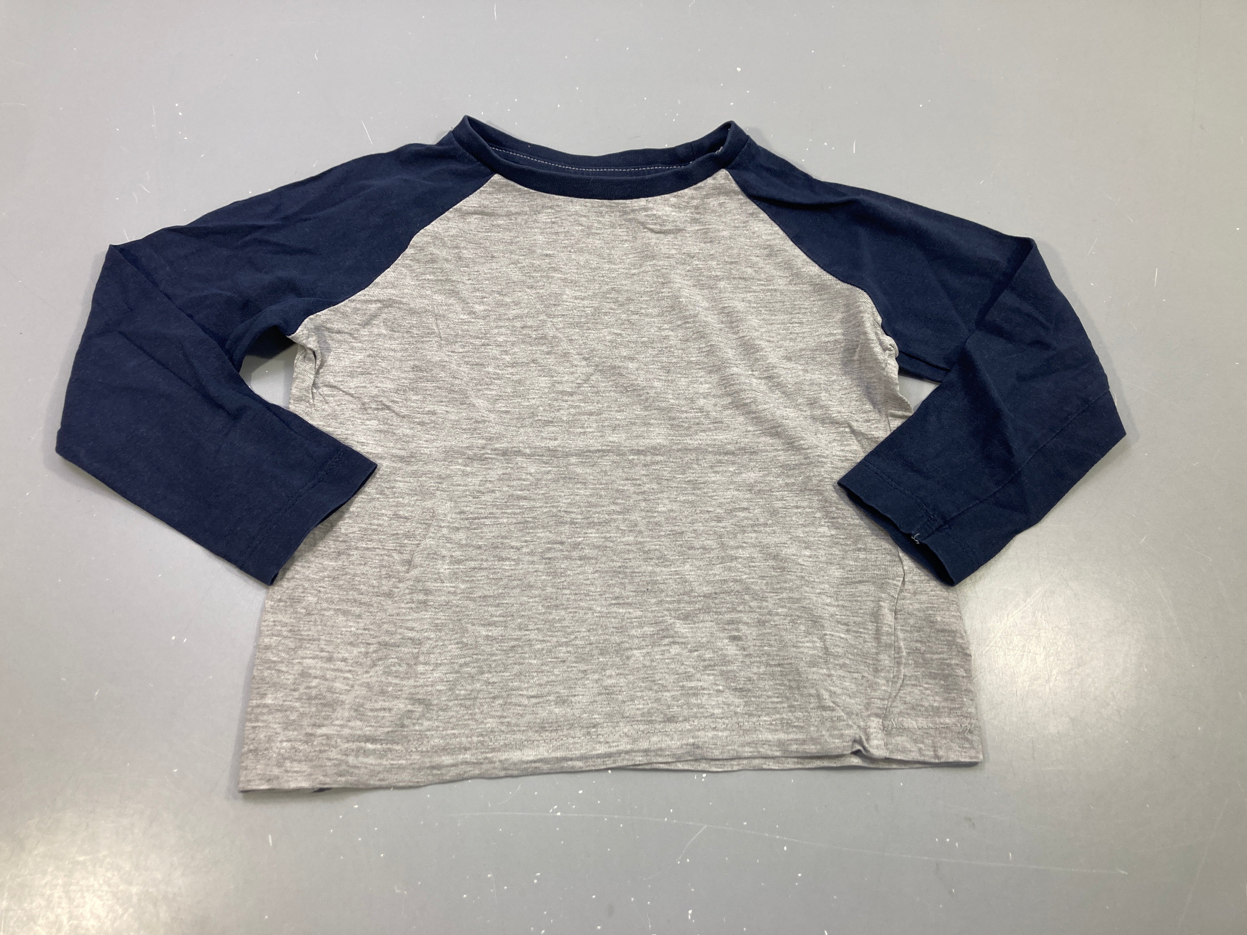 T-shirt m.l gris flammé, bleu marine