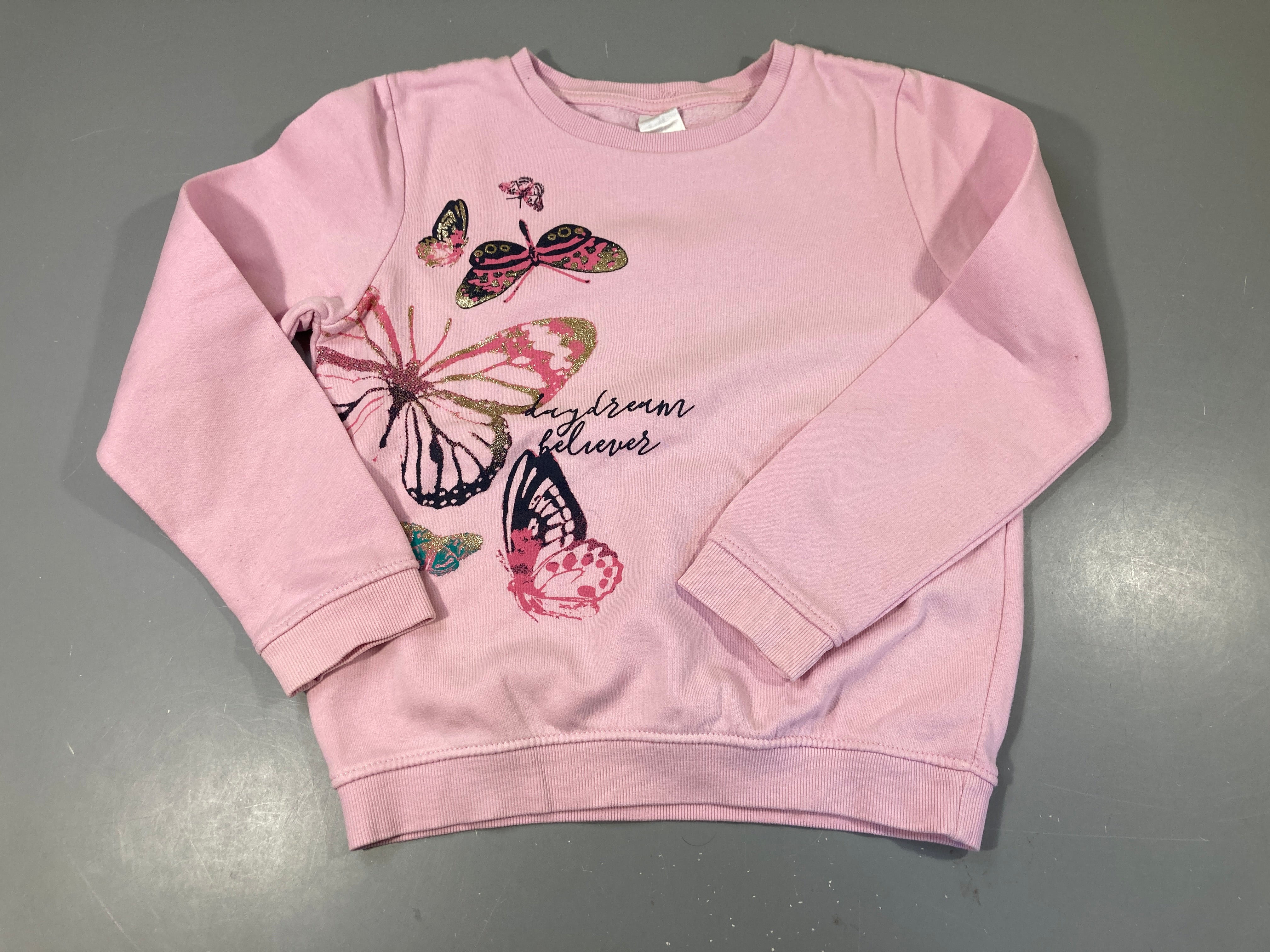 Sweat rose pâle avec papillons