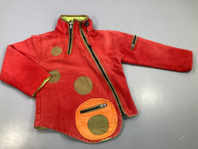 Veste zippée asymétrique rouge , motifs rond colorés, intérieur polar. Akamandu. T2, moins cher chez Petit Kiwi
