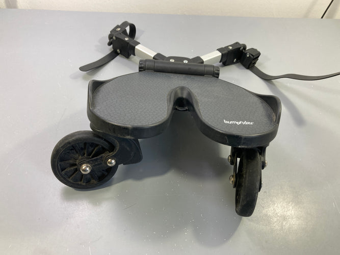 Planche à roulette pour poussette Bumprider (modèle  Stand-On Buggy Board) pour un enfant jusqu'à 30 kg, moins cher chez Petit Kiwi