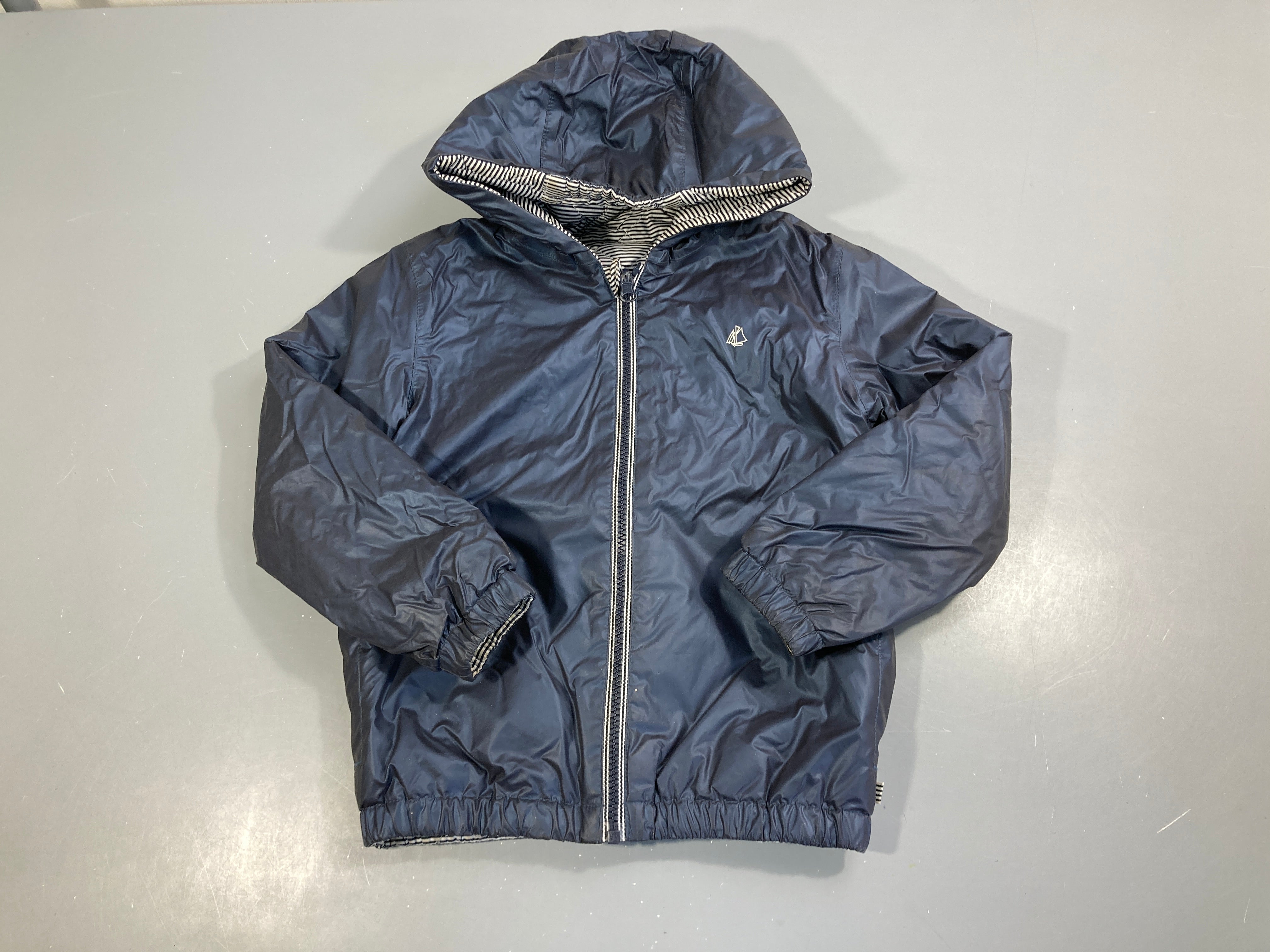 Coupe vent chaud réversible bleu Smoking, un peu taché - valeur neuf 95€