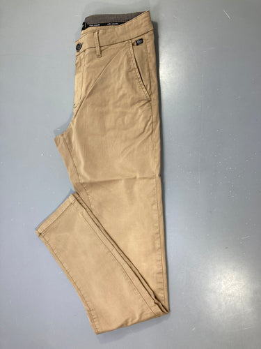 Pantalon chino beige camel 28-34, moins cher chez Petit Kiwi