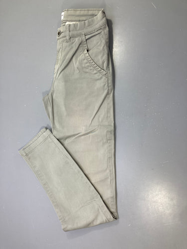 Pantalon chino gris clair,29-34, moins cher chez Petit Kiwi