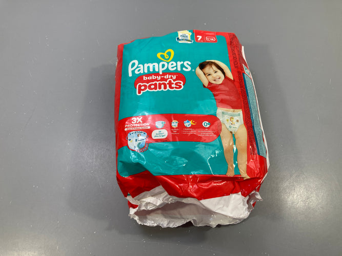 Pampers Baby-drayé Pants 7-15kg - paquet ouvert 1 couche en moins, moins cher chez Petit Kiwi