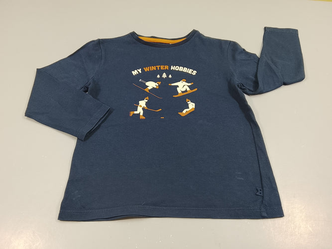 T-shirt m.l bleu marine , skieurs  "my winter hobbies", moins cher chez Petit Kiwi