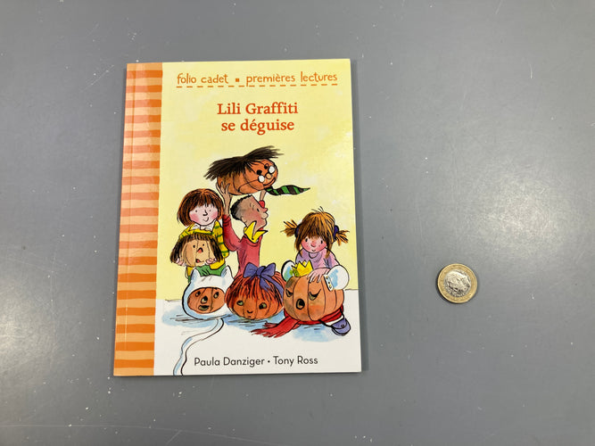 Lili Graffiti se déguise-Première lecture, moins cher chez Petit Kiwi