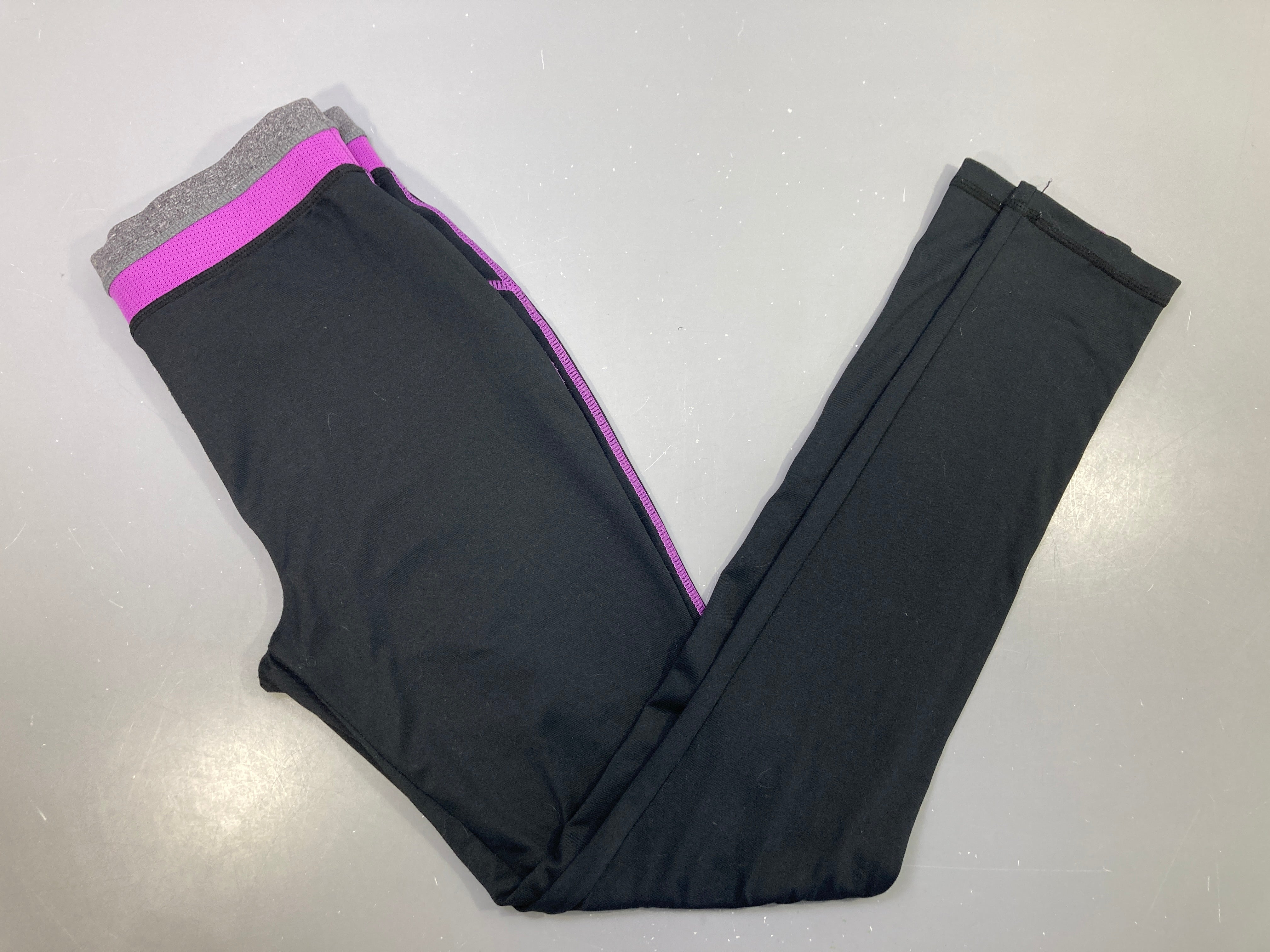 Legging de sport noir-mauve New Look Sport