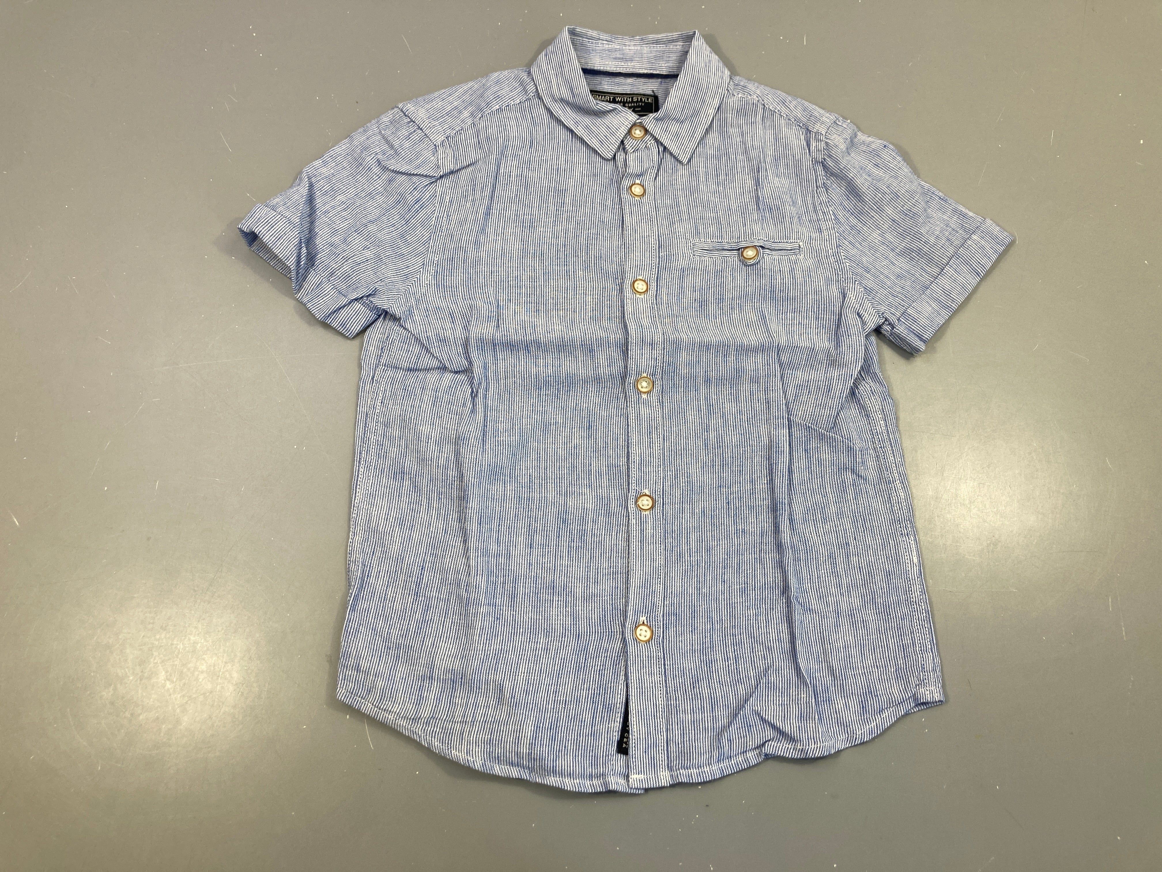 Chemise m.c blanc ligné bleu