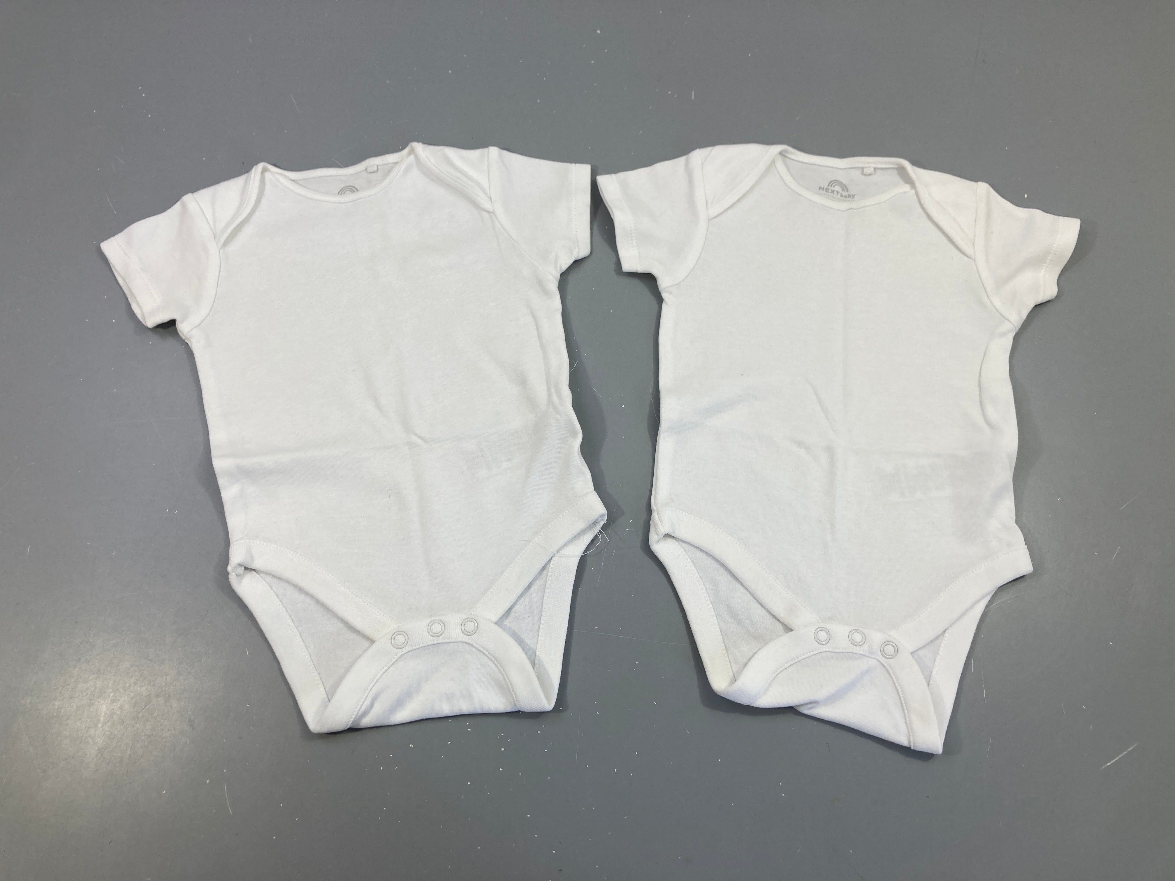 Lot de 2 bodies m.c blanc
