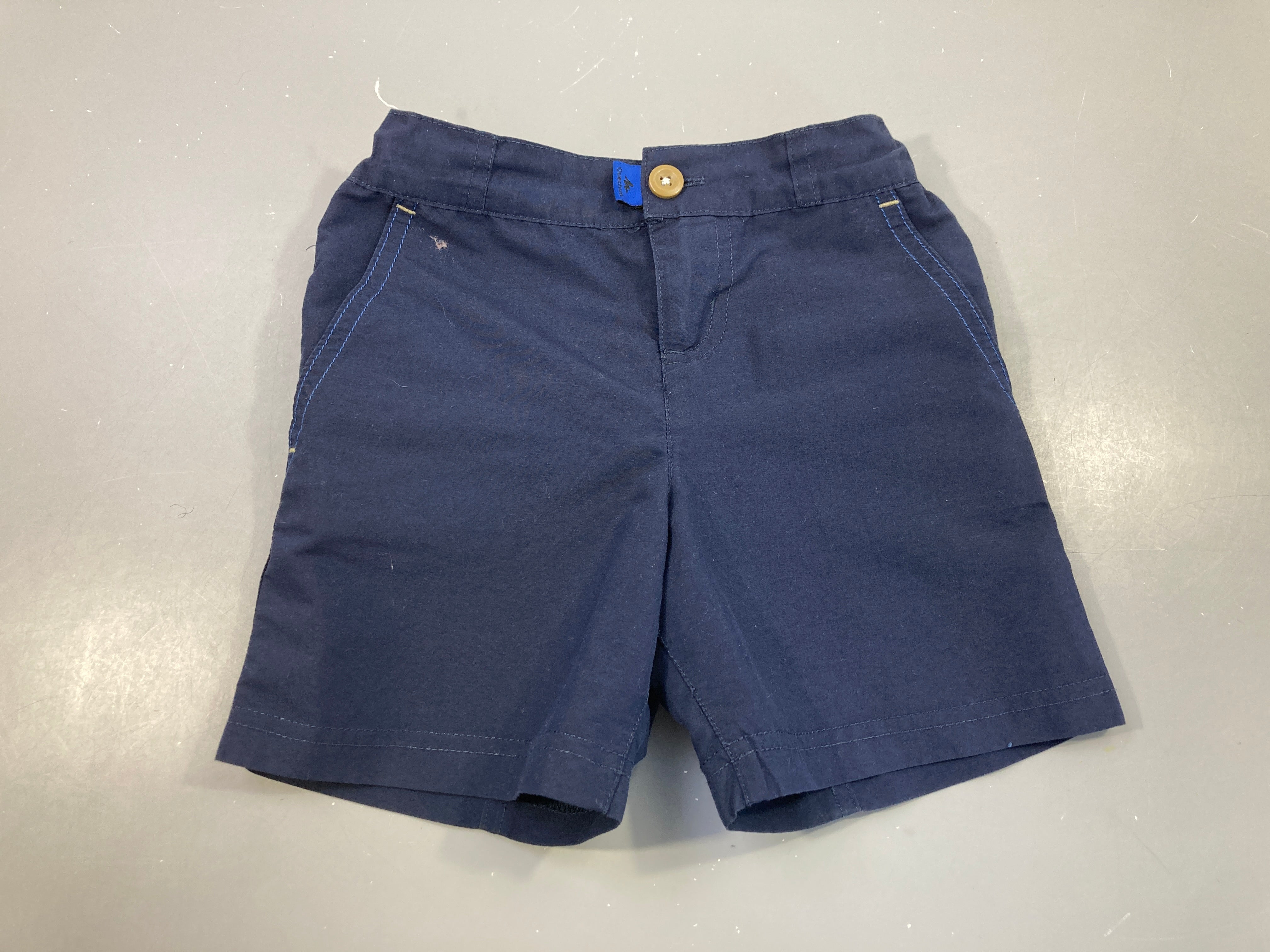 Short bleu marine Quechua