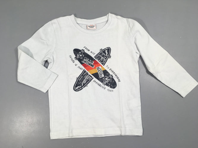 T-shirt m.l bleu clair skates, moins cher chez Petit Kiwi