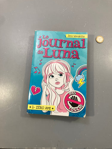 Livre"le journal de Luna" 1, moins cher chez Petit Kiwi