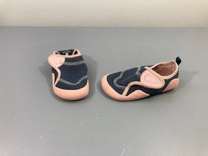 Chaussons de gym rose/gris, 23, moins cher chez Petit Kiwi