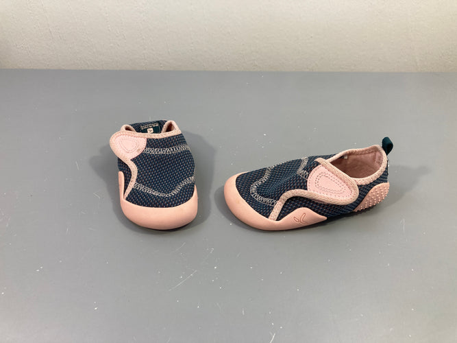 Chaussons de gym rose/gris, 25, moins cher chez Petit Kiwi
