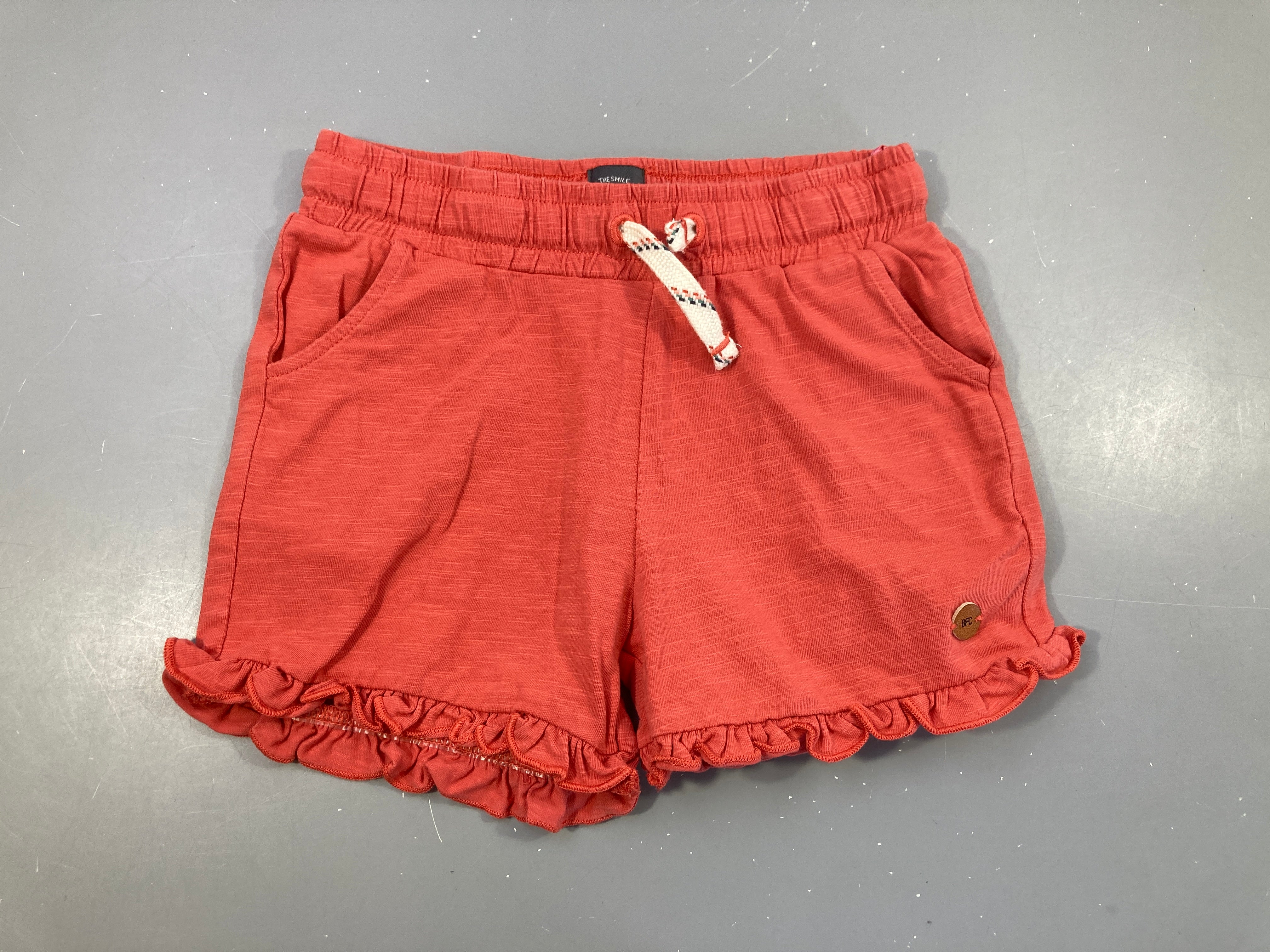 Short jersey rouge flammé froufrous