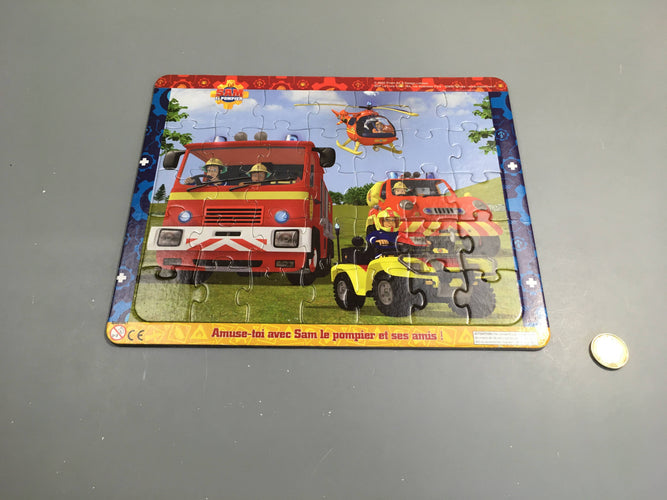 Planche puzzle 30pcs Mickey et Donald vélos, moins cher chez Petit Kiwi