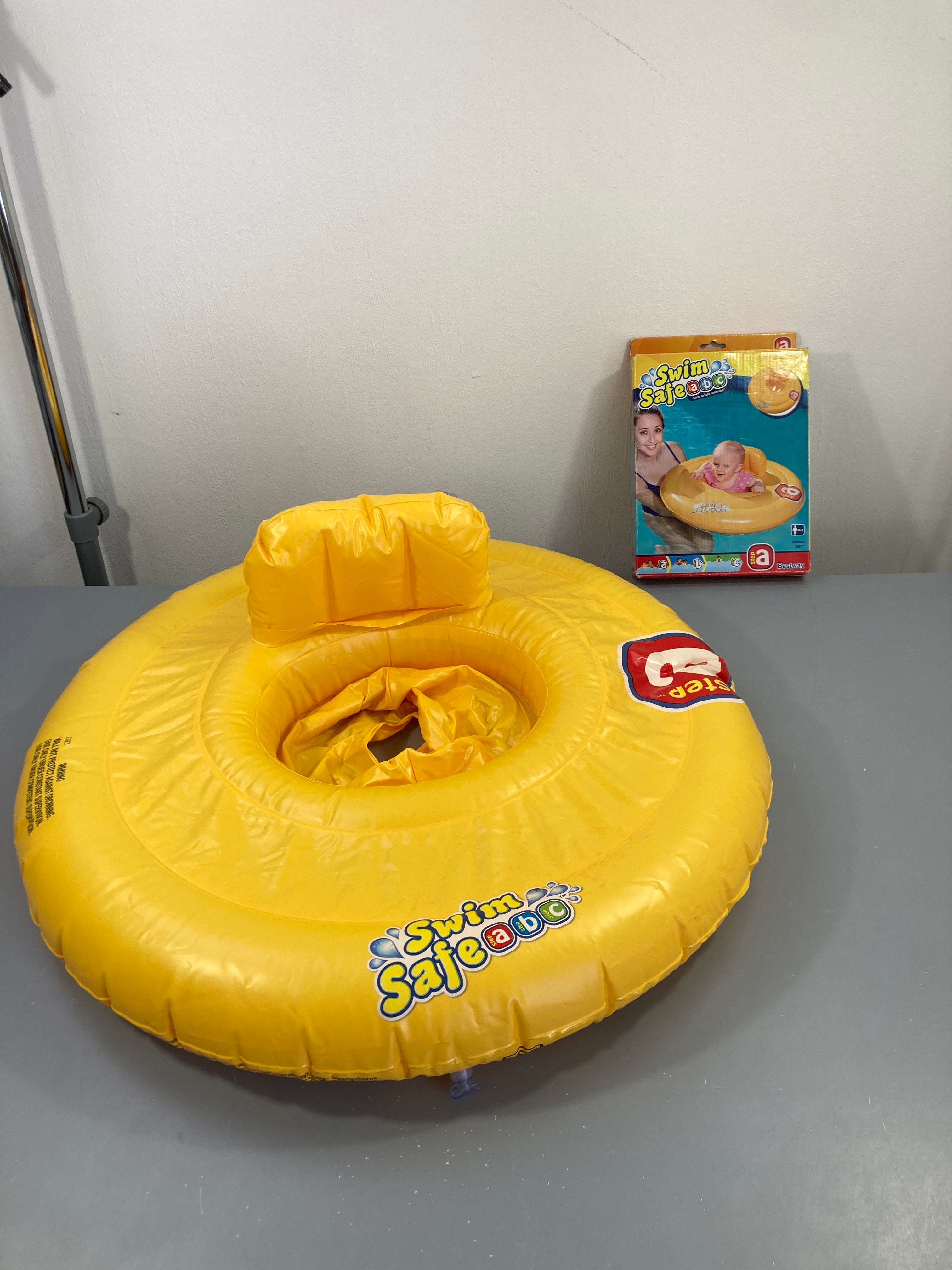 Bouée siège safe swim jaune