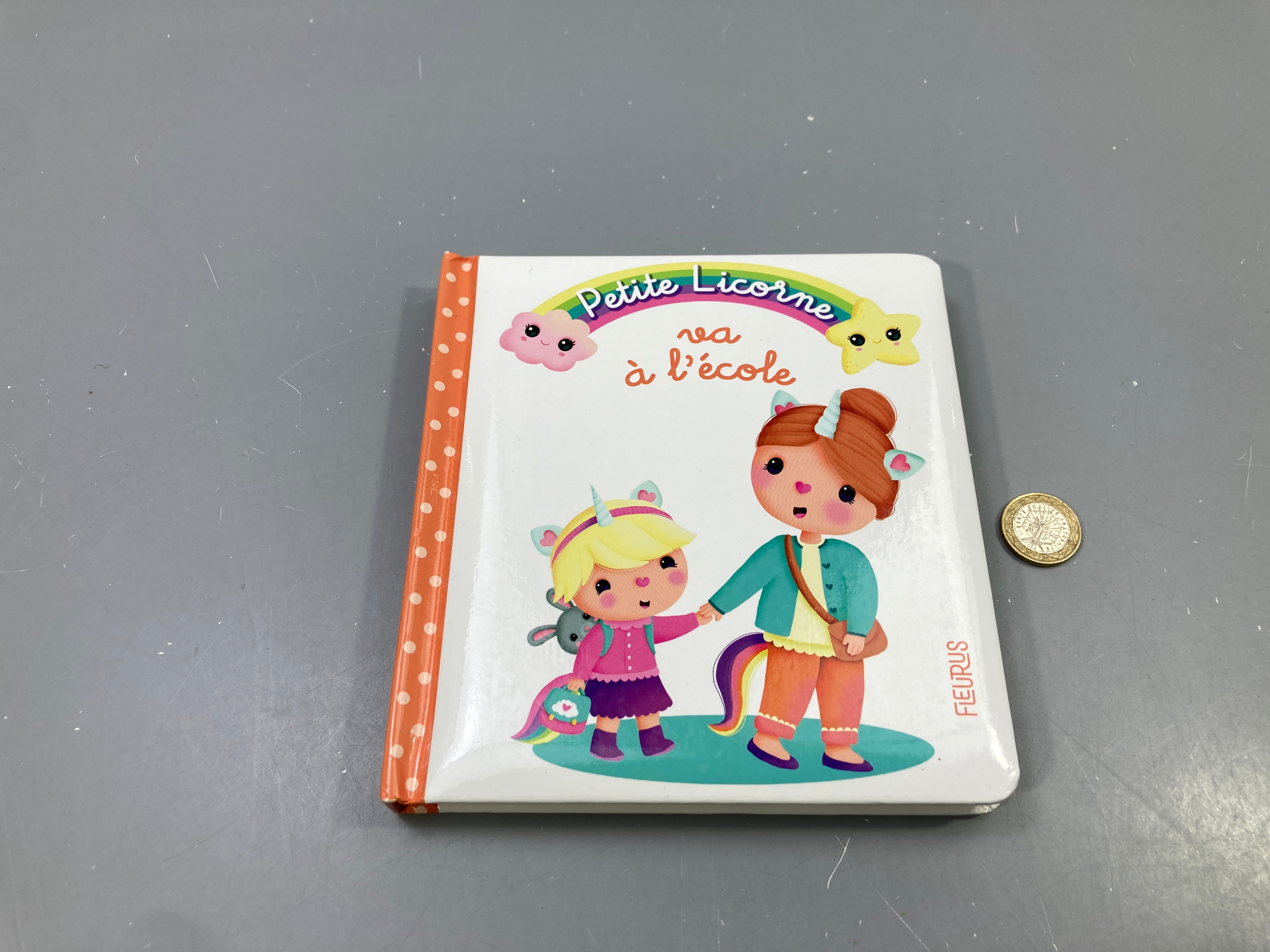 Petite Licorne va à l'école, Fleurus