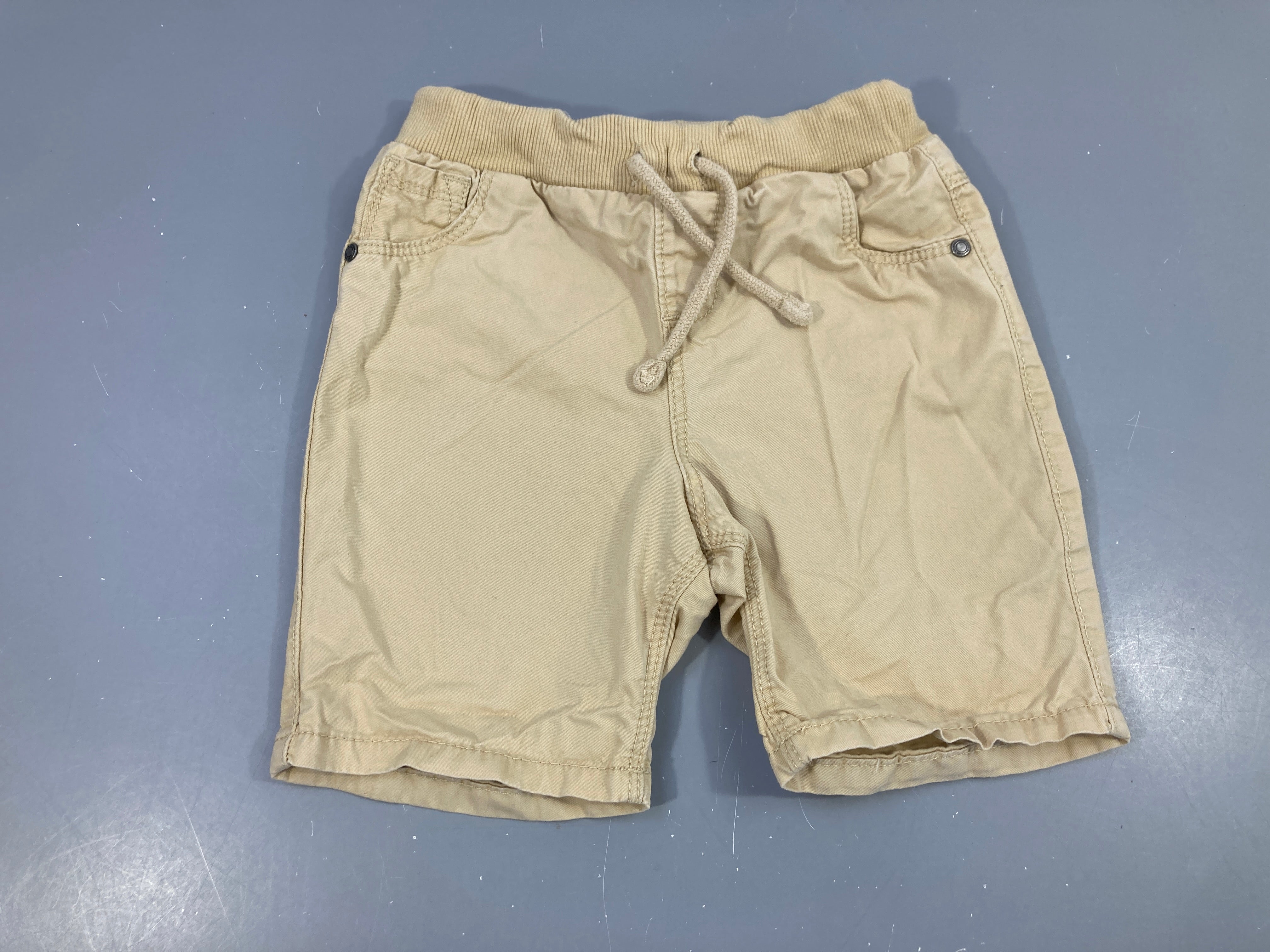 Bermuda beige