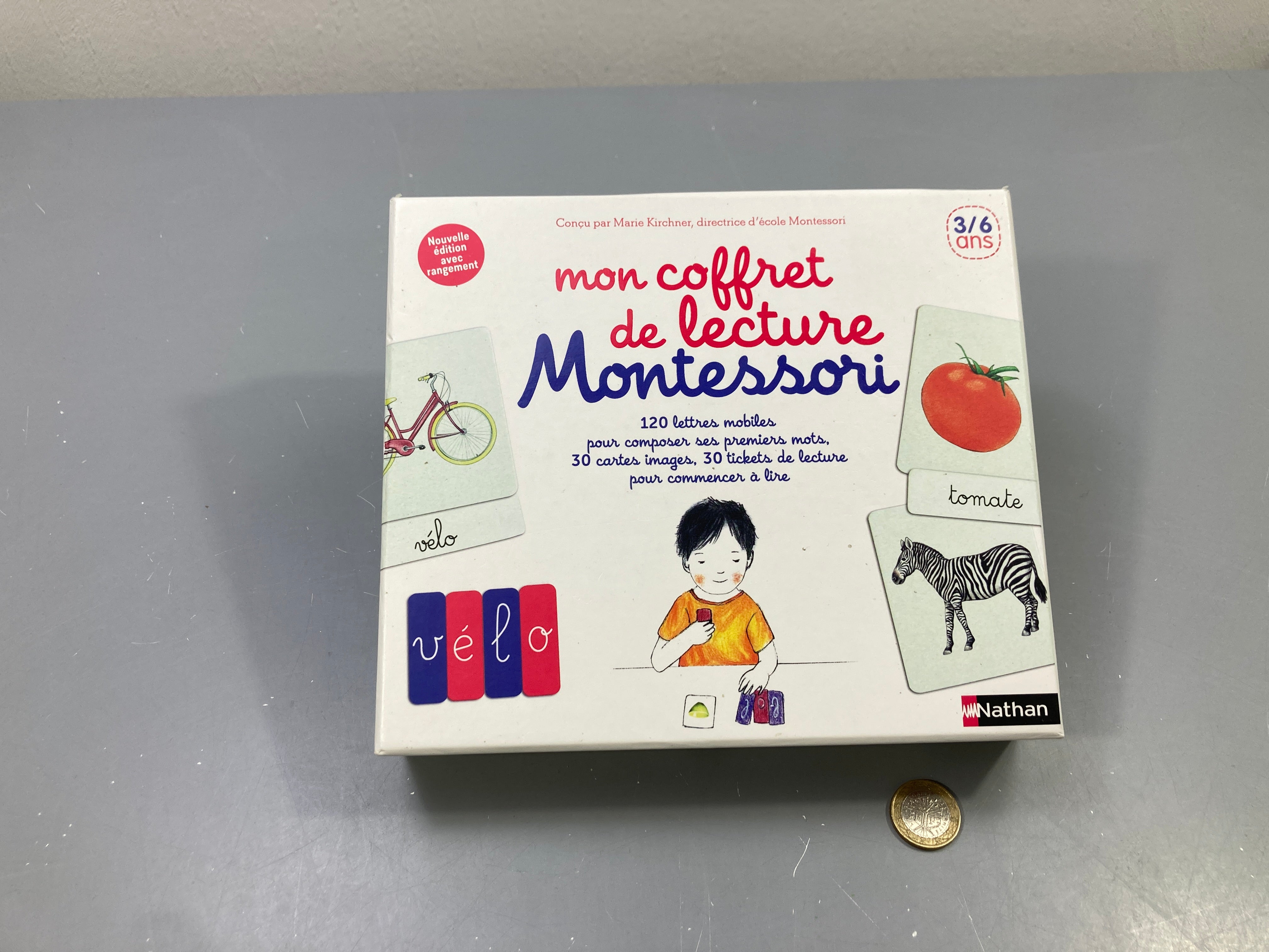 Mon coffret de lecture Montessori, lettres mobiles et cartes images