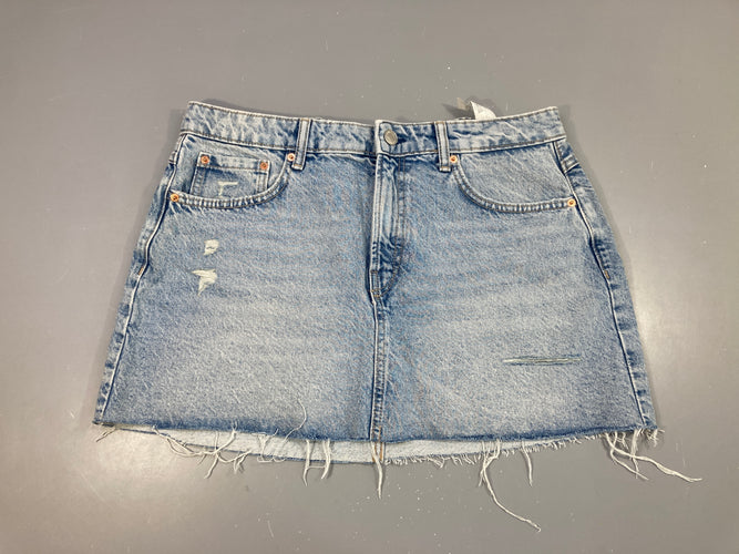 Jupe en jean éraillé effet effiloché 42 Stradivarius, moins cher chez Petit Kiwi