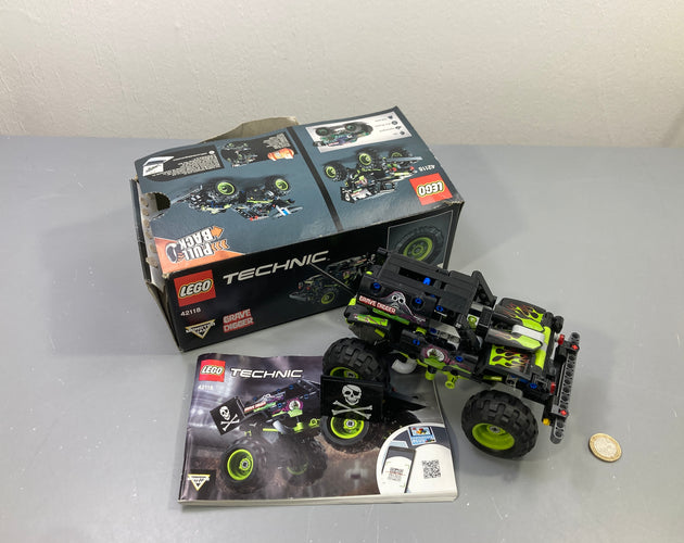 Lego Technic 42118 Monster Jam Grave Digger noir vert, rétrofriction, avec boîte et notice Vendu en l'état tel que sur la photo, moins cher chez Petit Kiwi