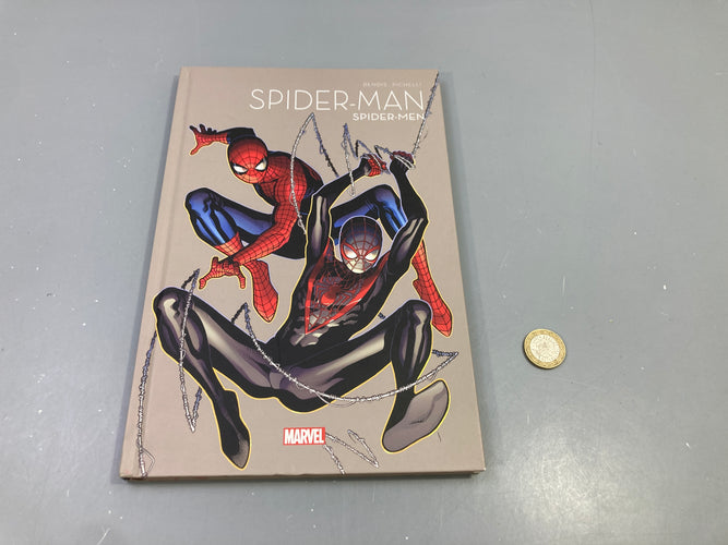 Spider-Man : Spider-Men, Bendis, Pichelli, Mà reversel, relié, moins cher chez Petit Kiwi
