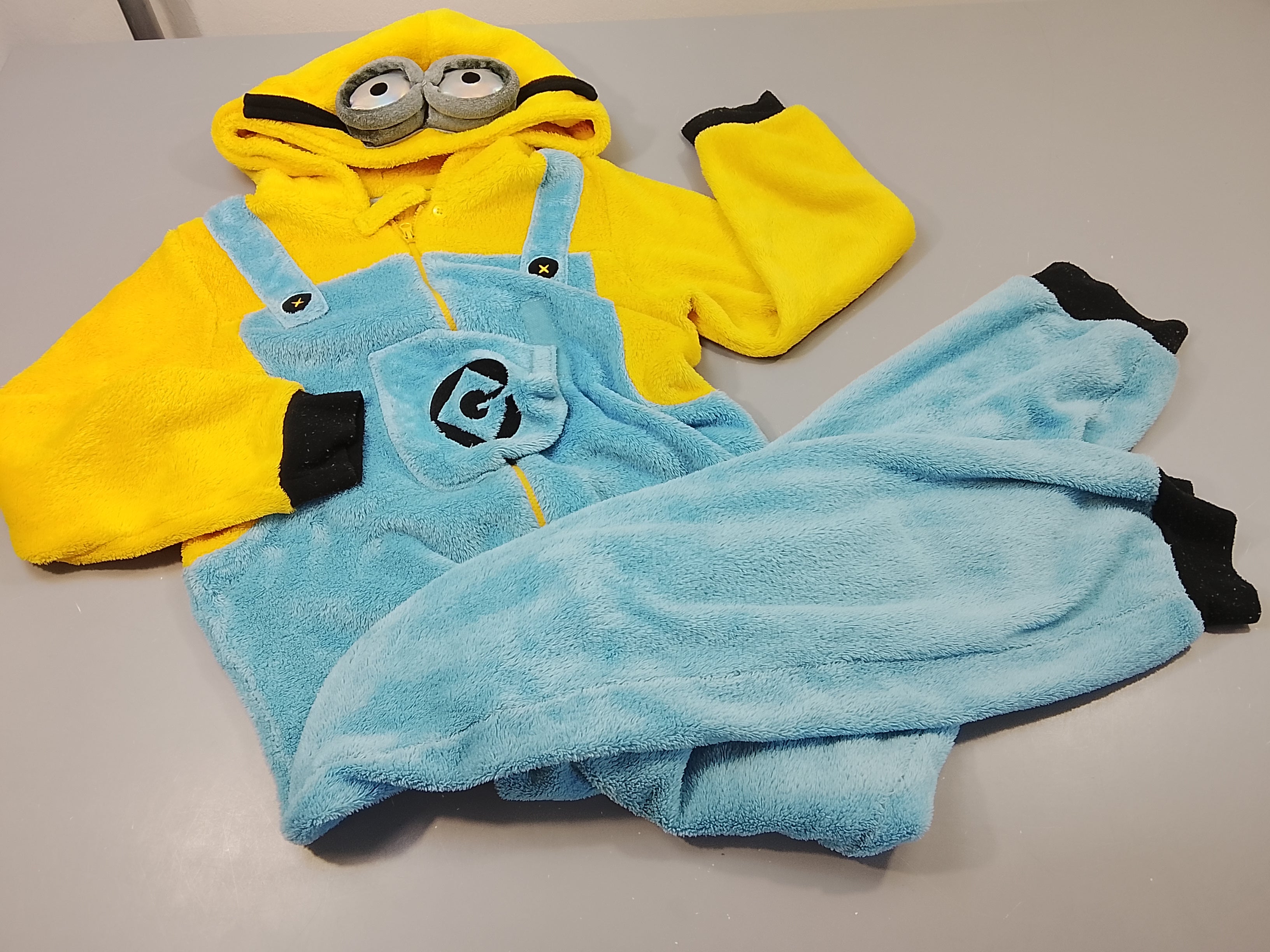 Surpyjama bleu et jaune Minion