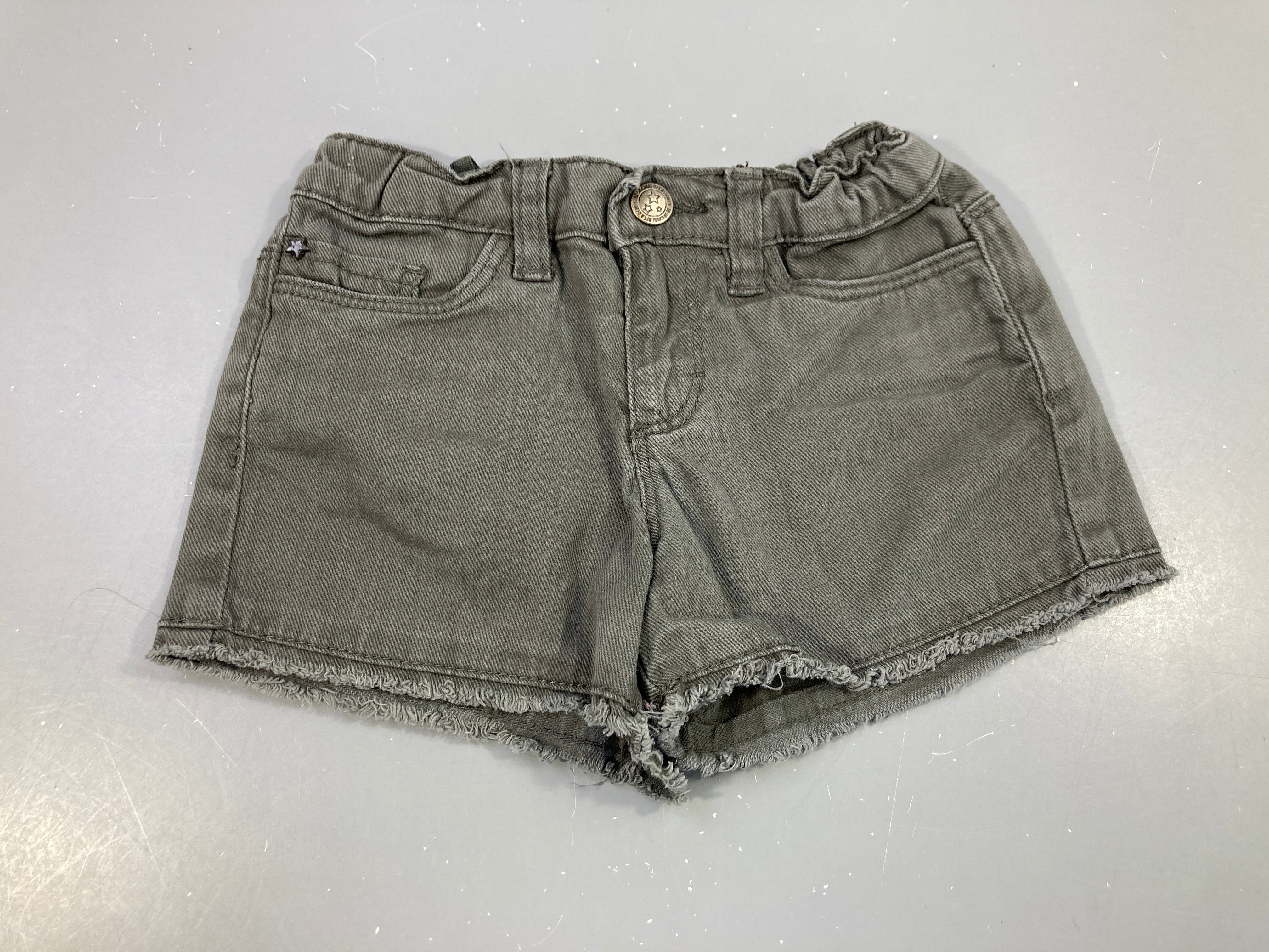 Short denim gris foncé