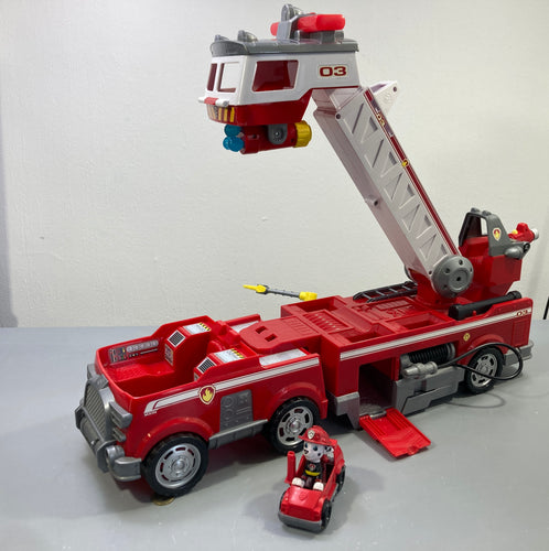 Camion de pompiers Ultimate Rescue de Marcus Manque une lance bleue, avec un seul personnage En l'état comme sur la photo, moins cher chez Petit Kiwi