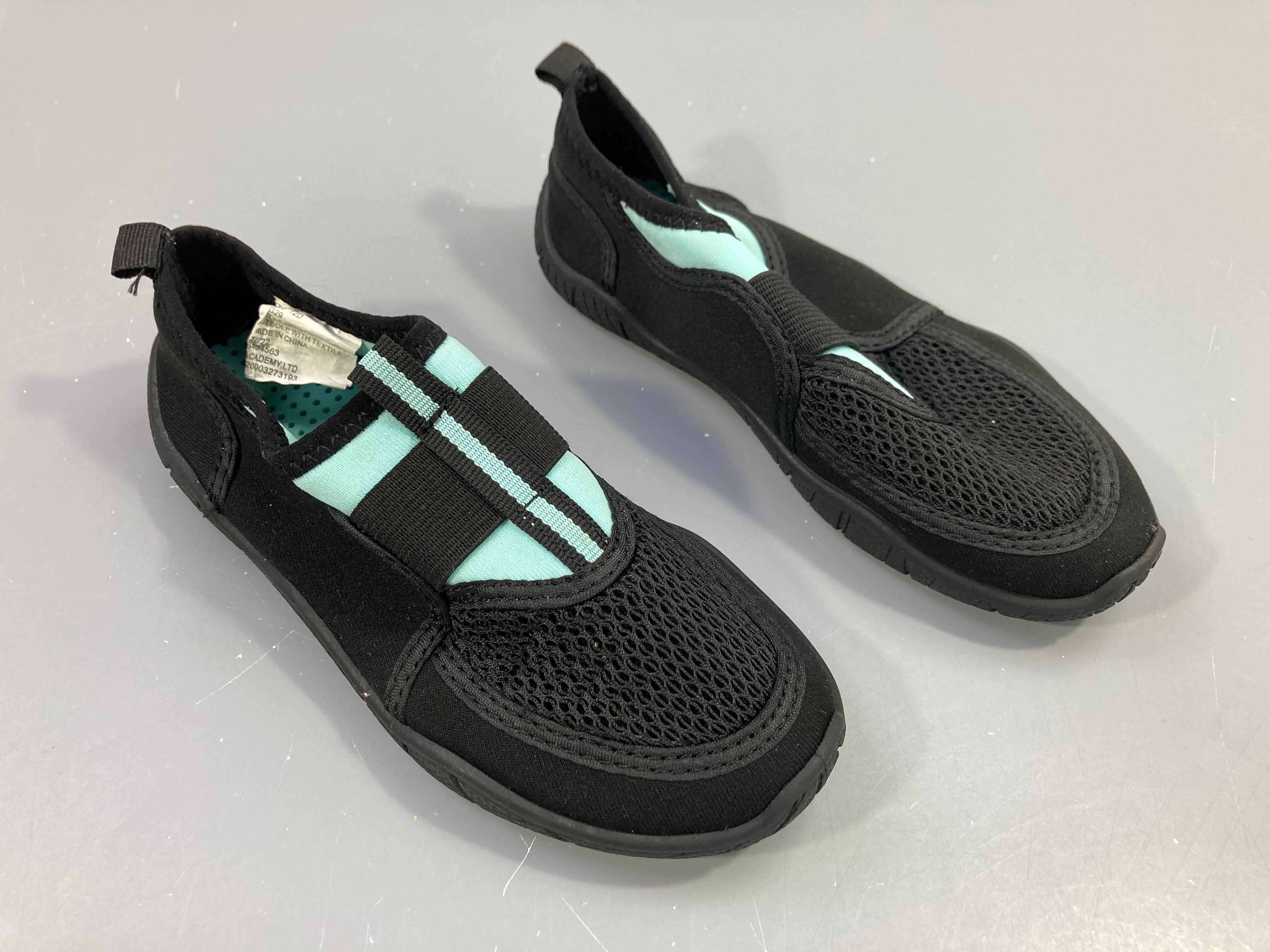Chaussures d'eau noire-bleu